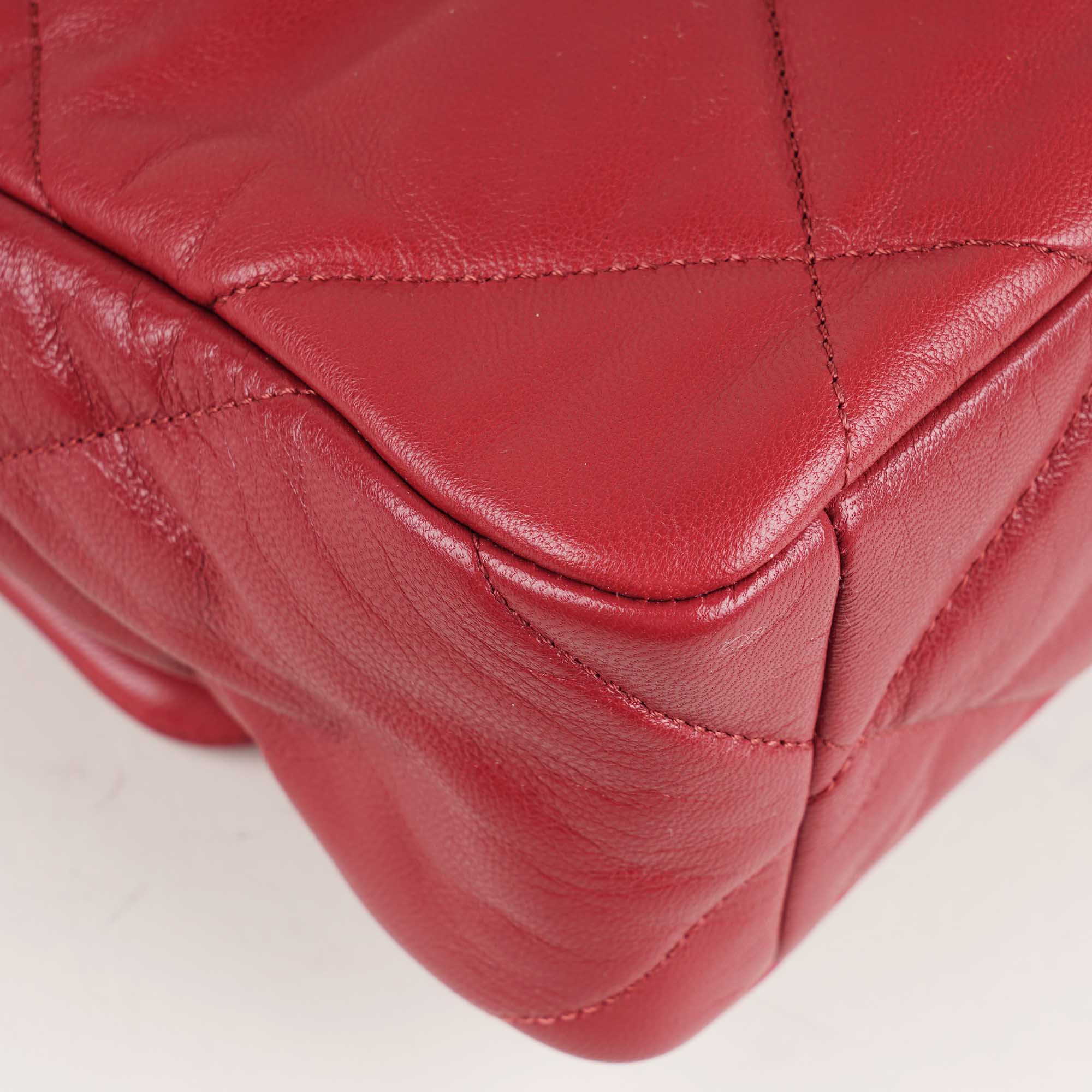 19 Large Flap Bag - CHANEL - Affordable Luxury image