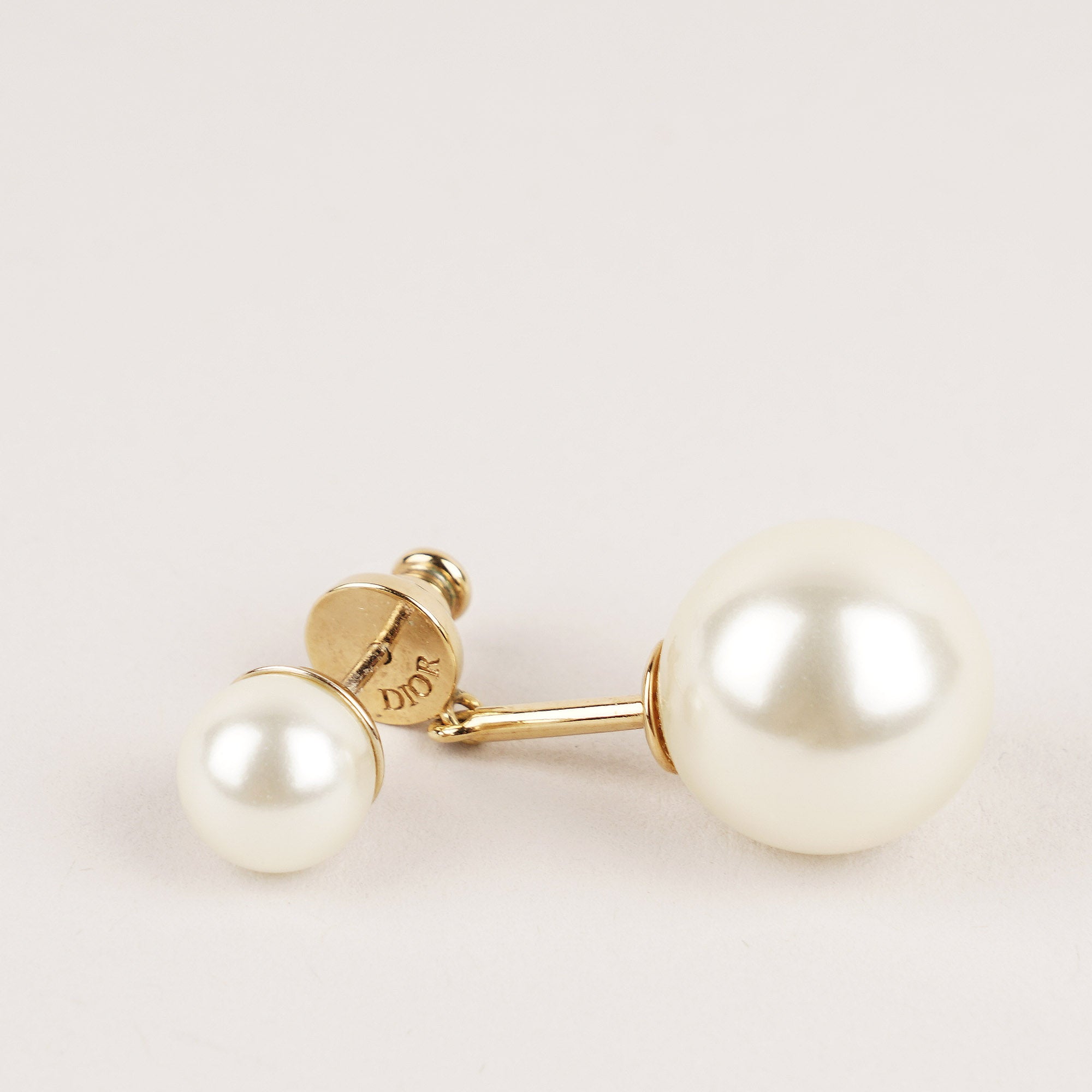 Tribales Earrings ABC image