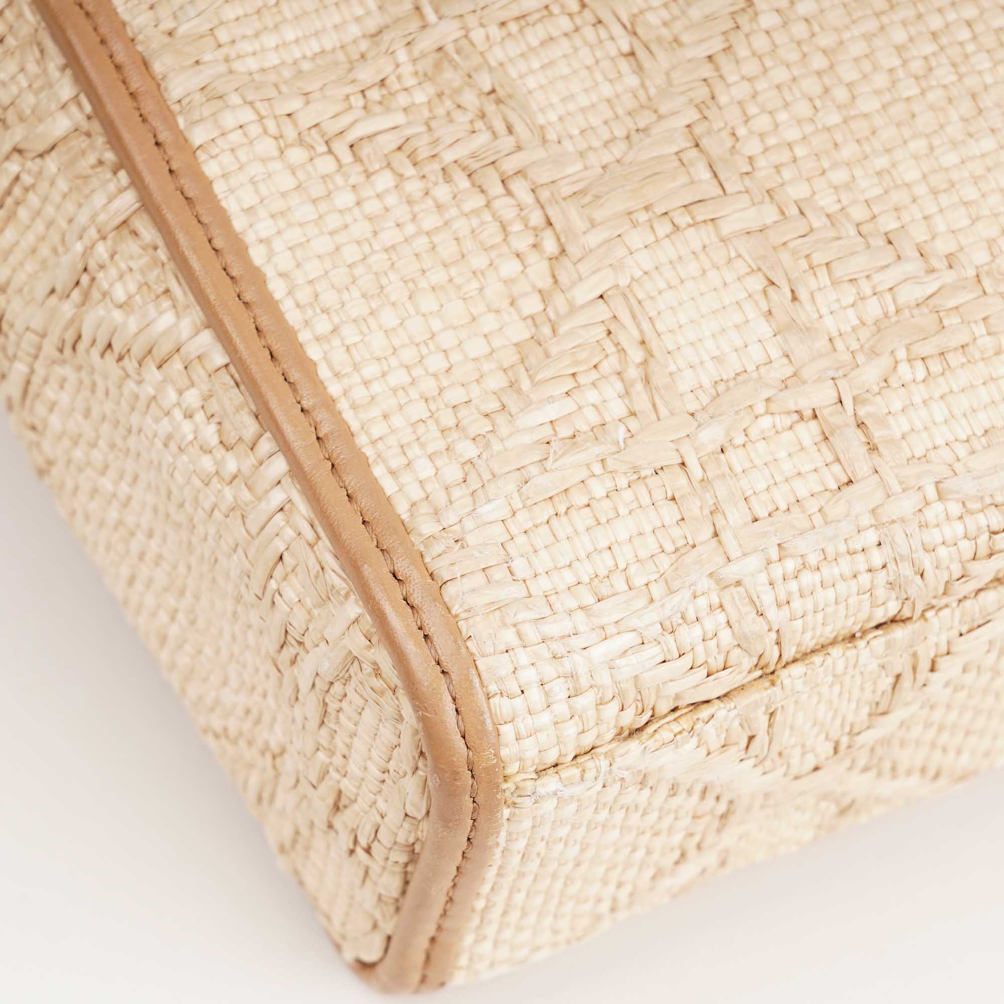 Medium D-Joy Top Handle image