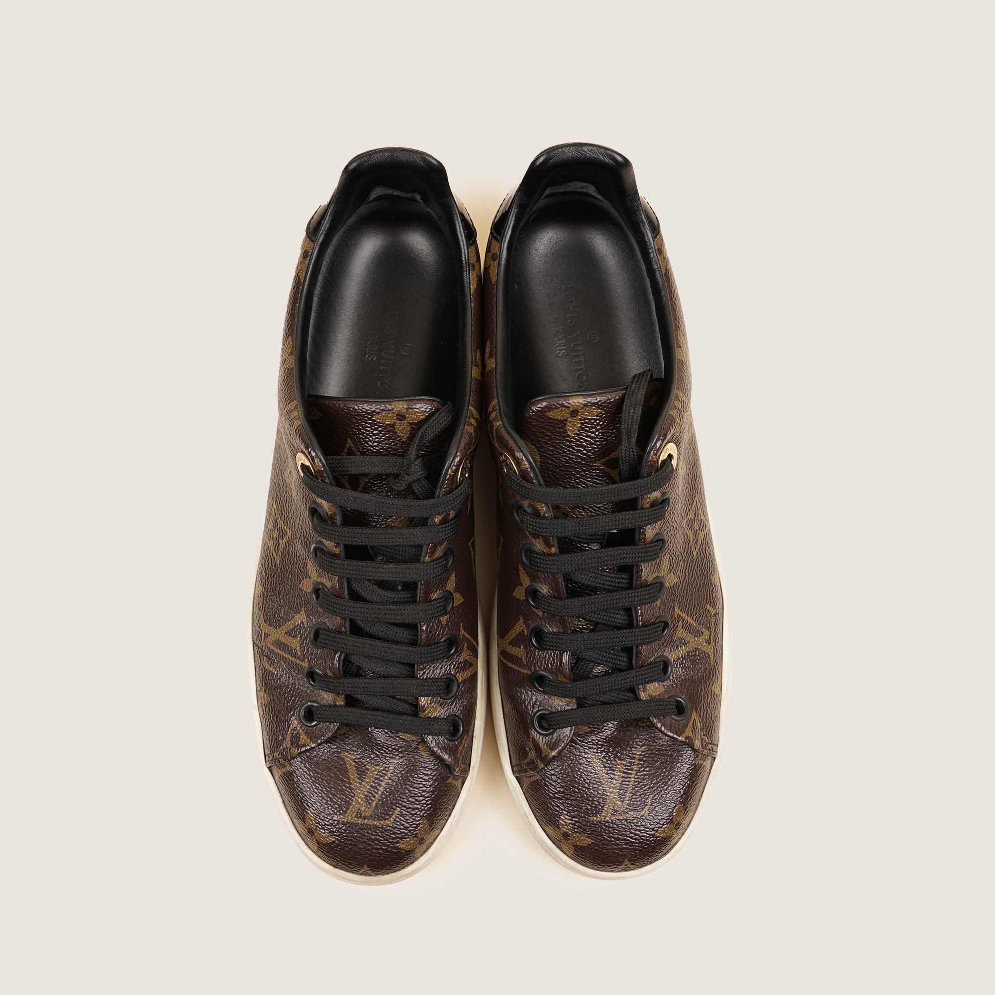 Frontrow Sneakers 37½