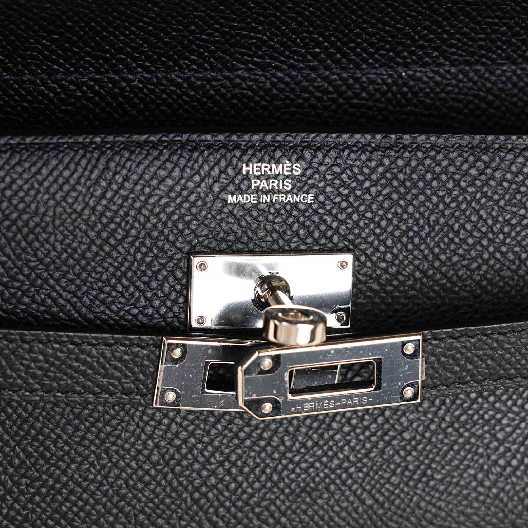 Medium Kelly Wallet image