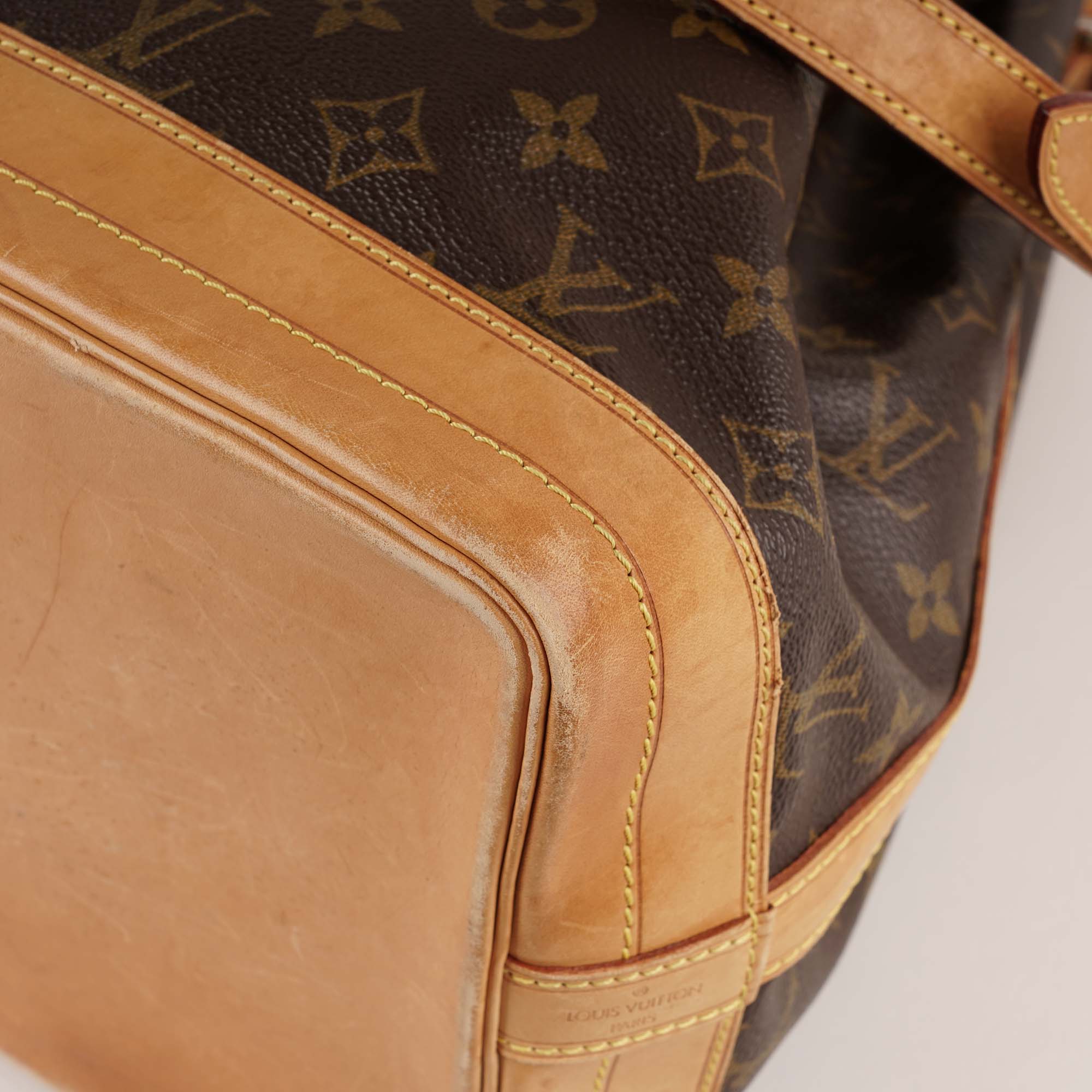 Large Noé Bucket Bag image