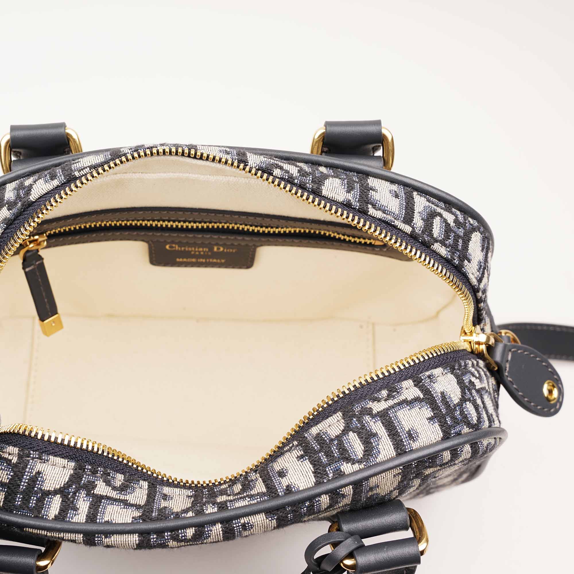 D-Vibe Bowling Bag image