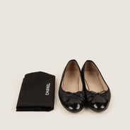 Chanel CC Ballerina Svart Läder 35 ½ thumbnail image