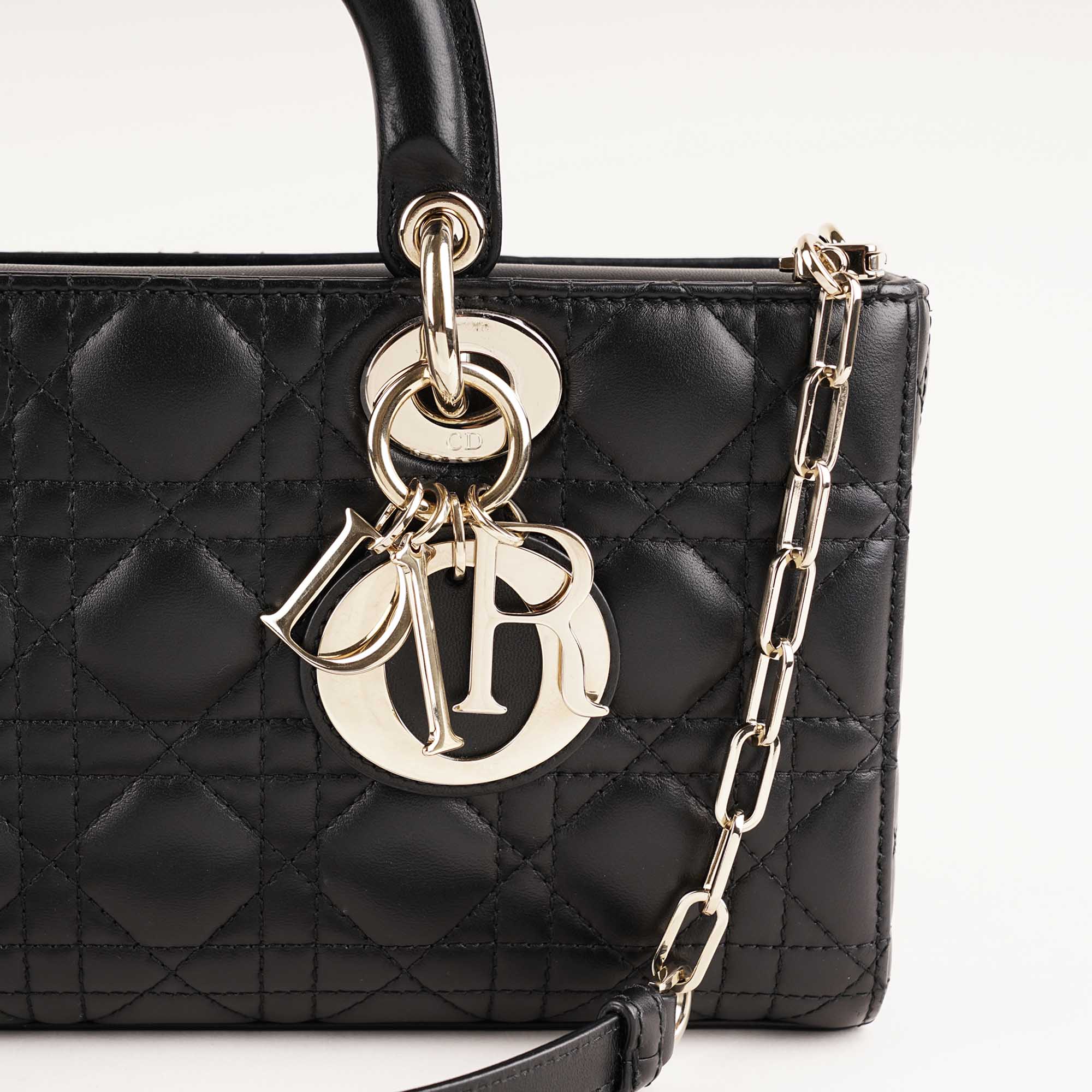 Medium D-Joy Top Handle image