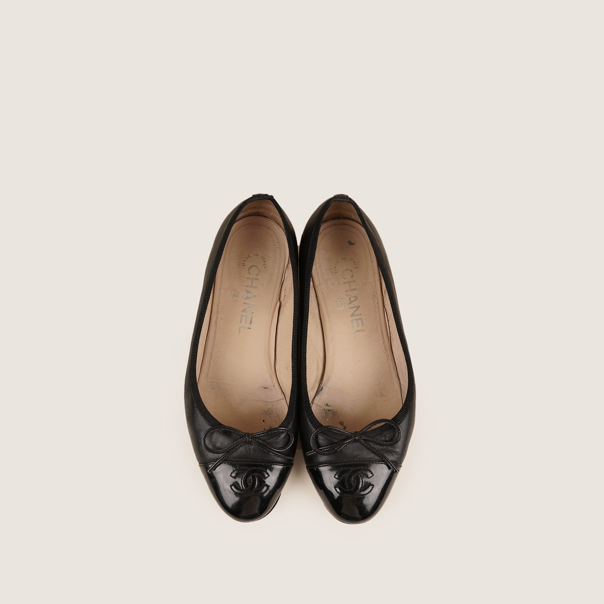 CC Ballerina 35 ½ - CHANEL - Affordable Luxury