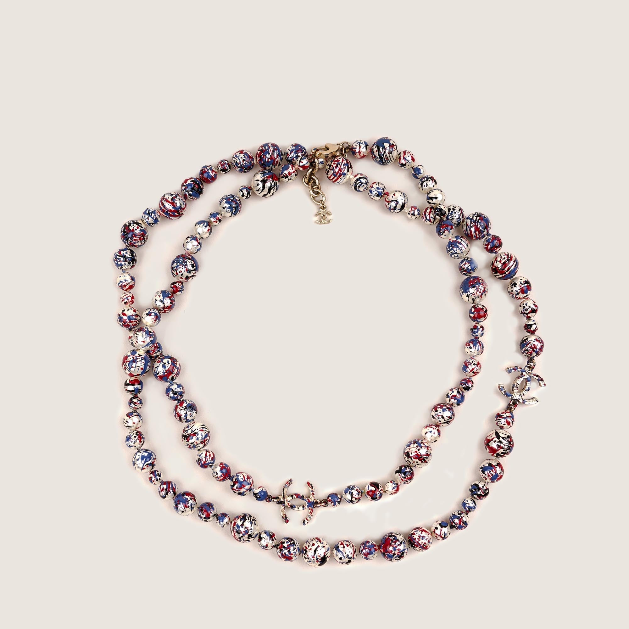 CC Paint Splatter Pearl Necklace - CHANEL - Affordable Luxury