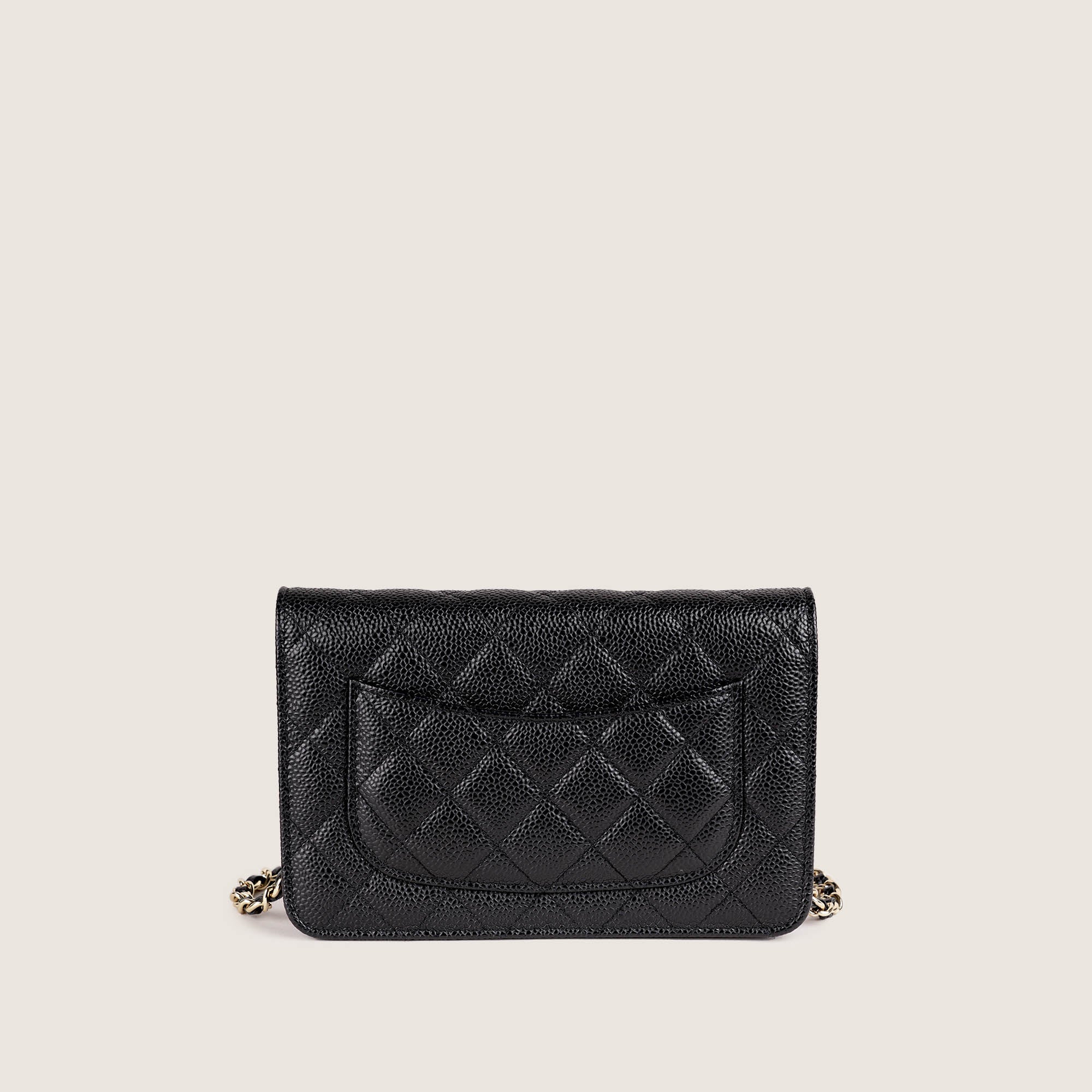 Classic Wallet On Chain - CHANEL - Affordable Luxury