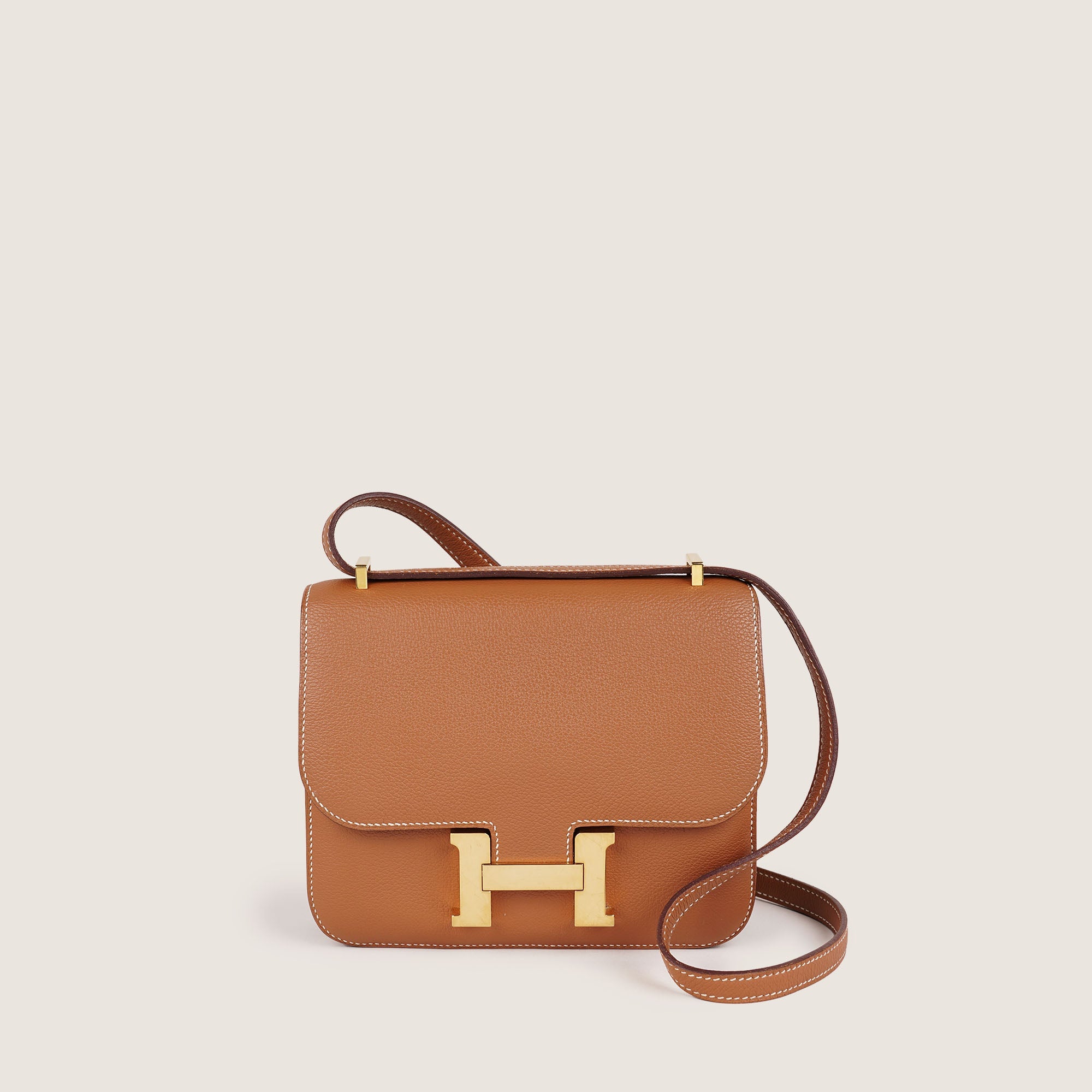 Constance 18 Shoulder Bag - HERMÈS - Affordable Luxury