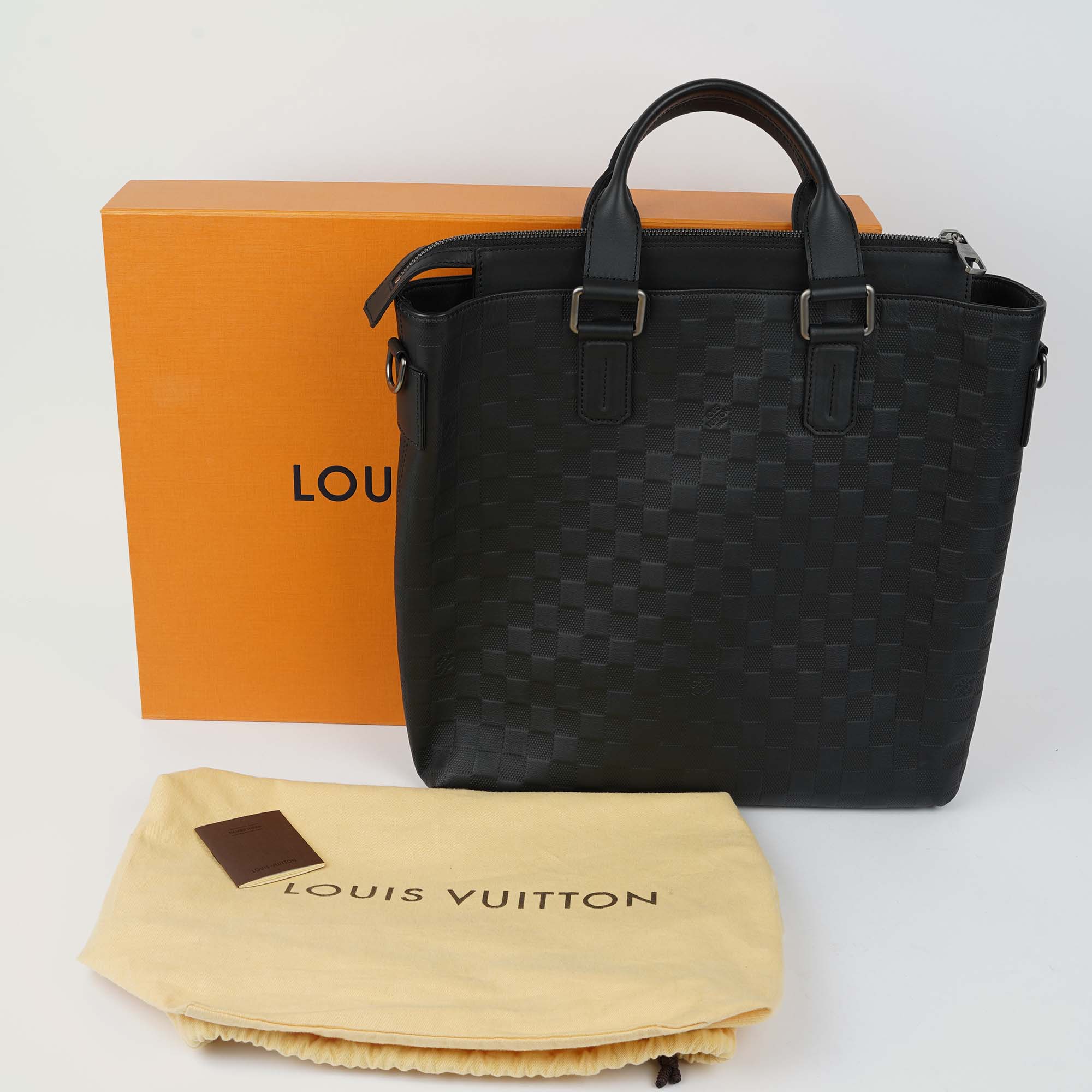 Daily Tote Bag - LOUIS VUITTON - Affordable Luxury image