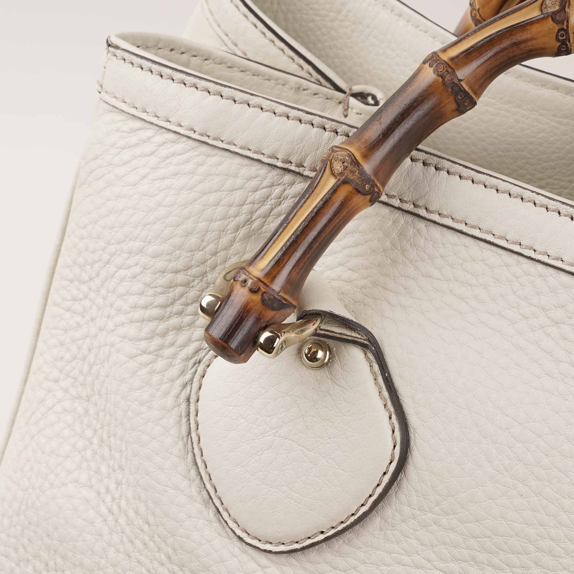 Diana Bamboo Top Handle - HERMÈS - Affordable Luxury image