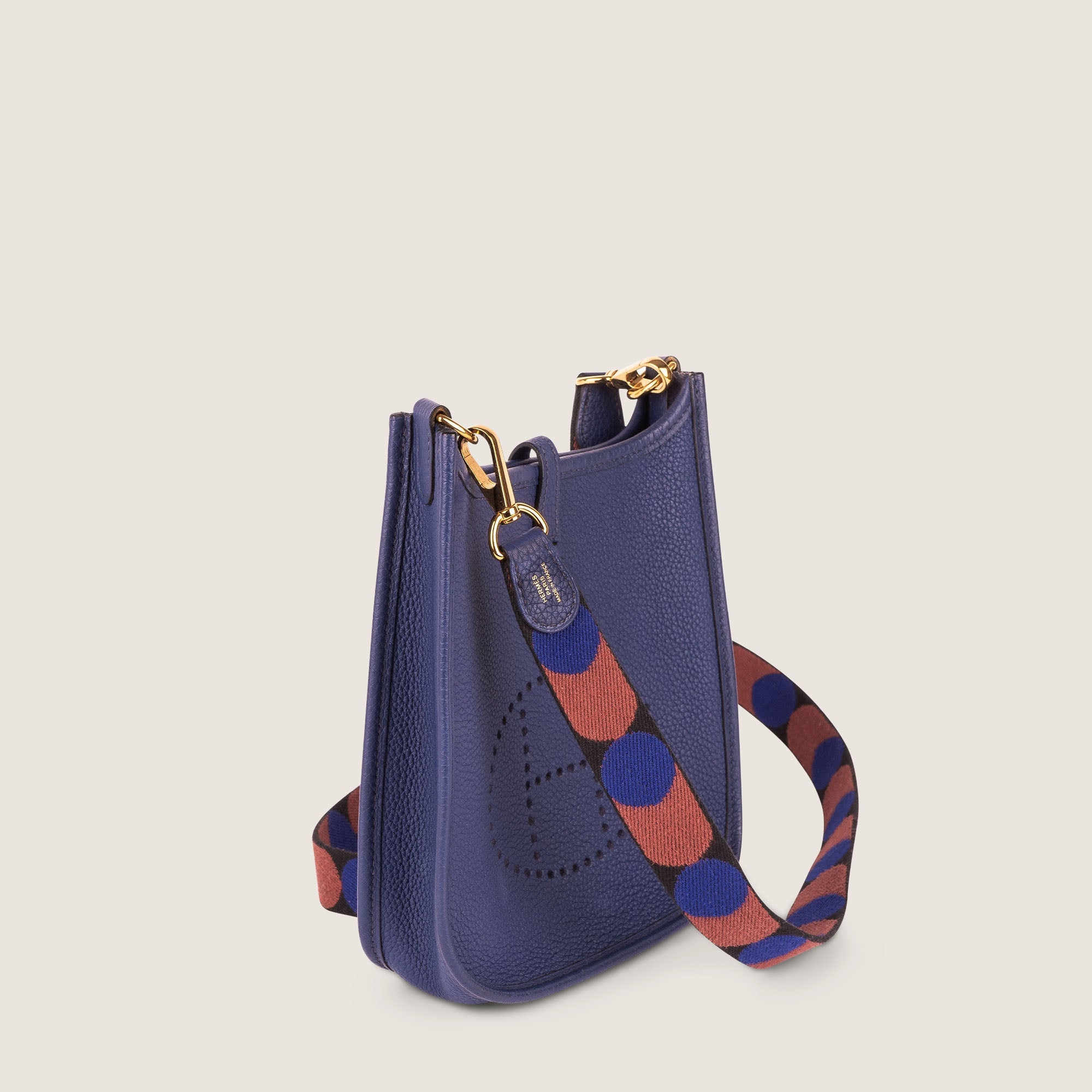 Evelyne 16 TPM Shoulder Bag - HERMÈS - Affordable Luxury image