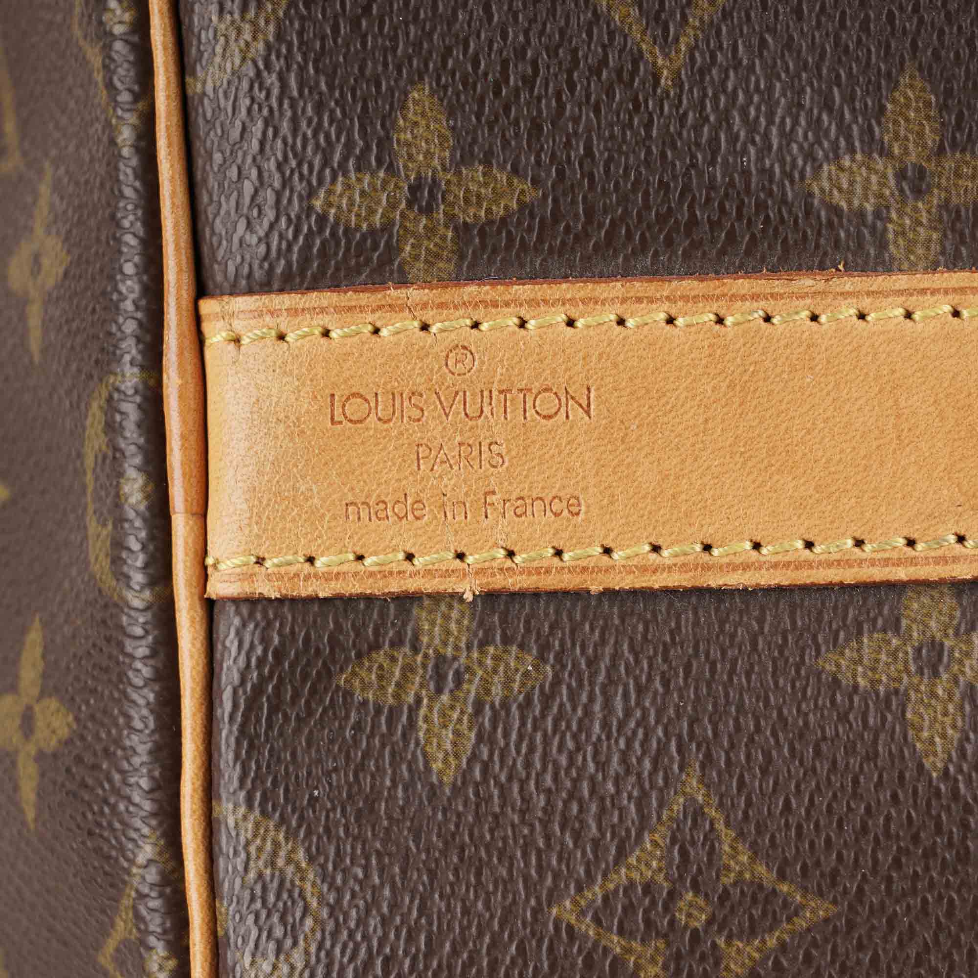 Keepall 55 Bandoulière Bag - LOUIS VUITTON - Affordable Luxury image