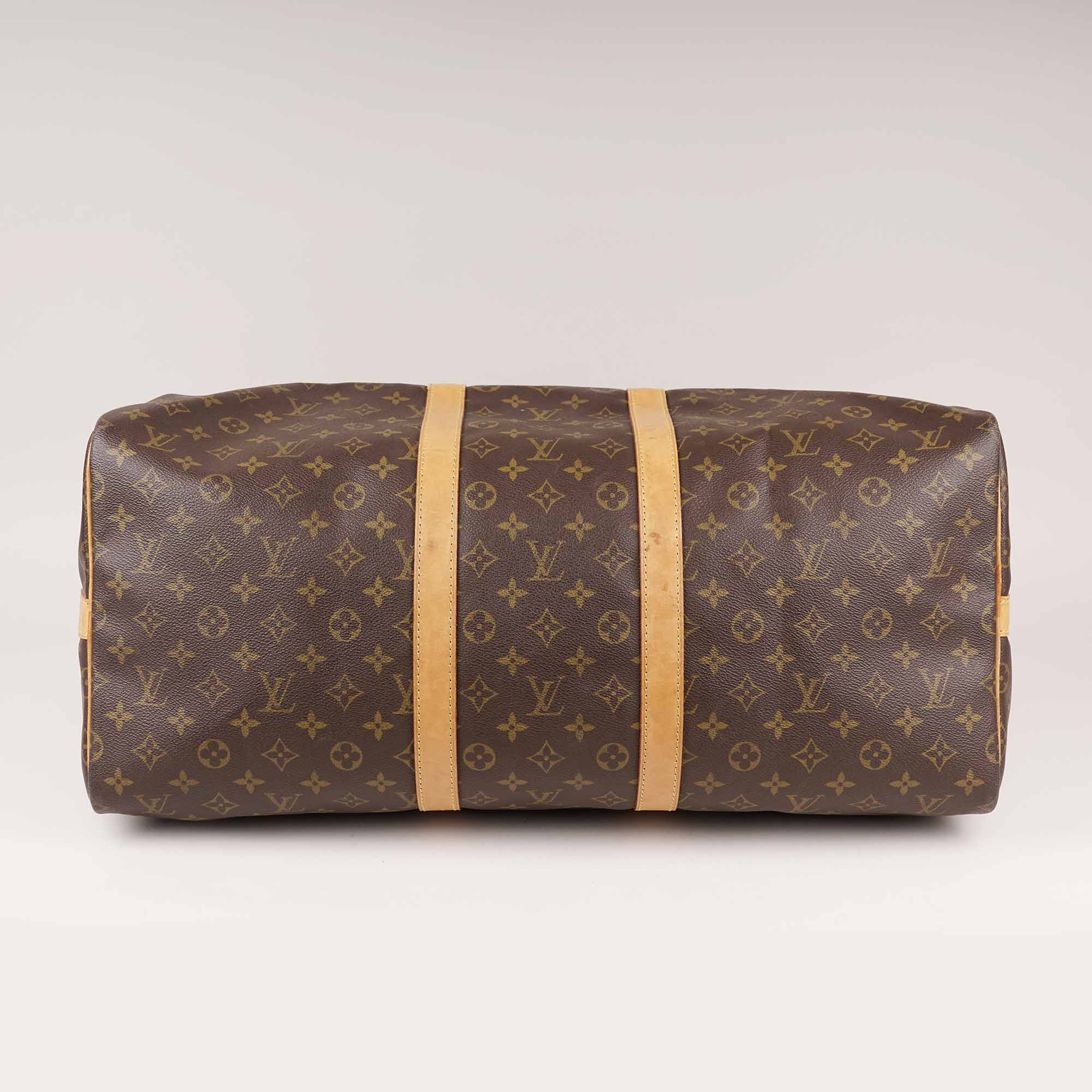 Keepall 55 Bandoulière Bag - LOUIS VUITTON - Affordable Luxury image