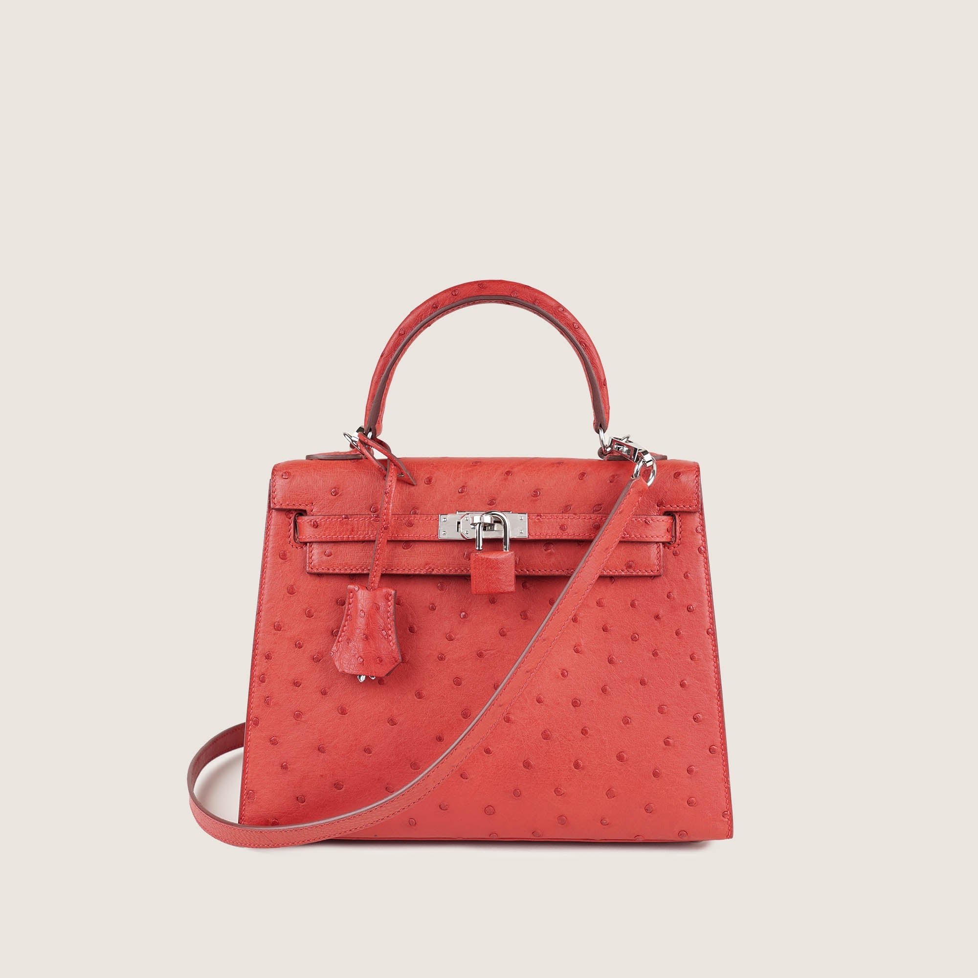 Kelly 25 Handbag - HERMÈS - Affordable Luxury