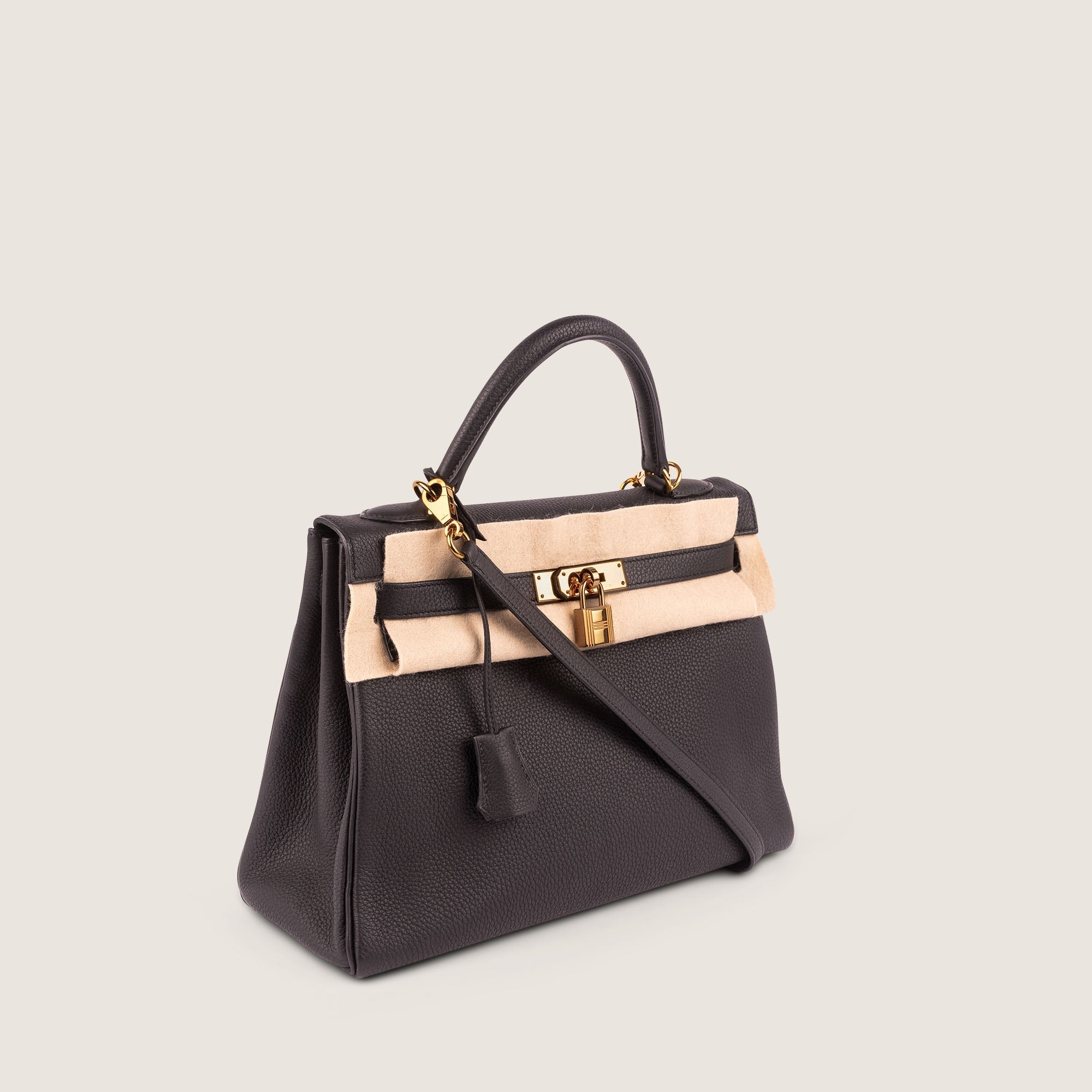 Kelly 32 Handbag - HERMÈS - Affordable Luxury