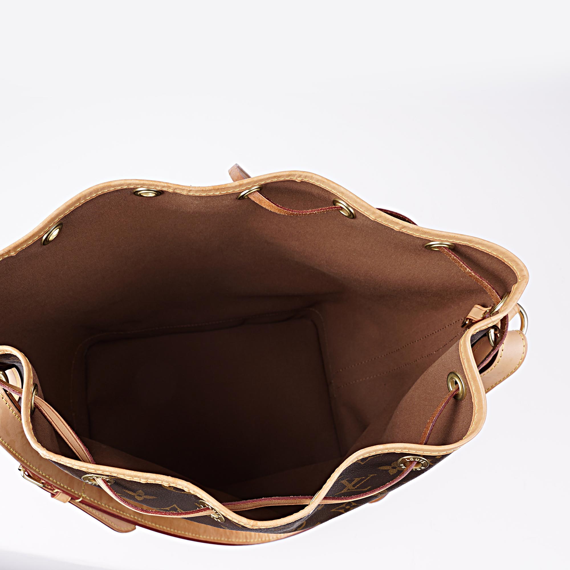 Large Noé Bucket Bag - LOUIS VUITTON - Affordable Luxury image
