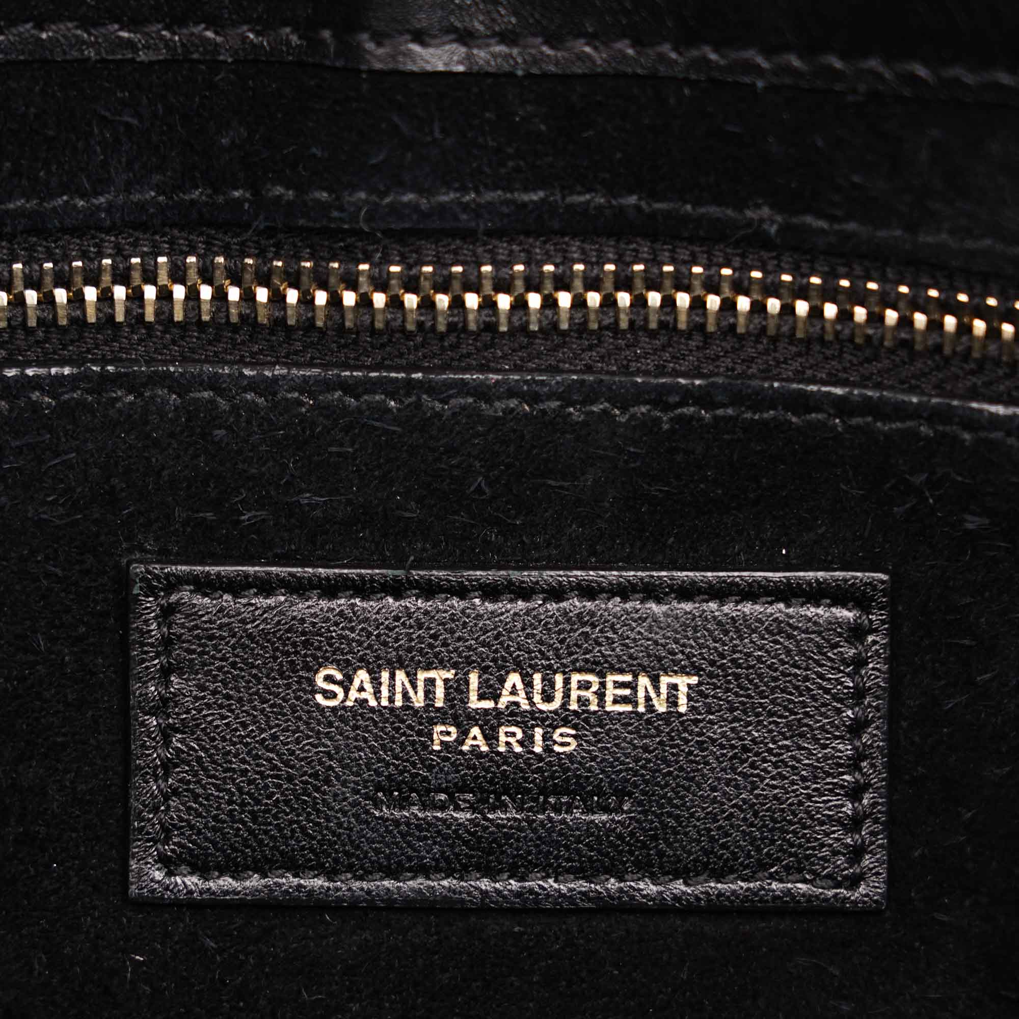 Le 5 Á 7 Shoulder Bag - SAINT LAURENT - Affordable Luxury image