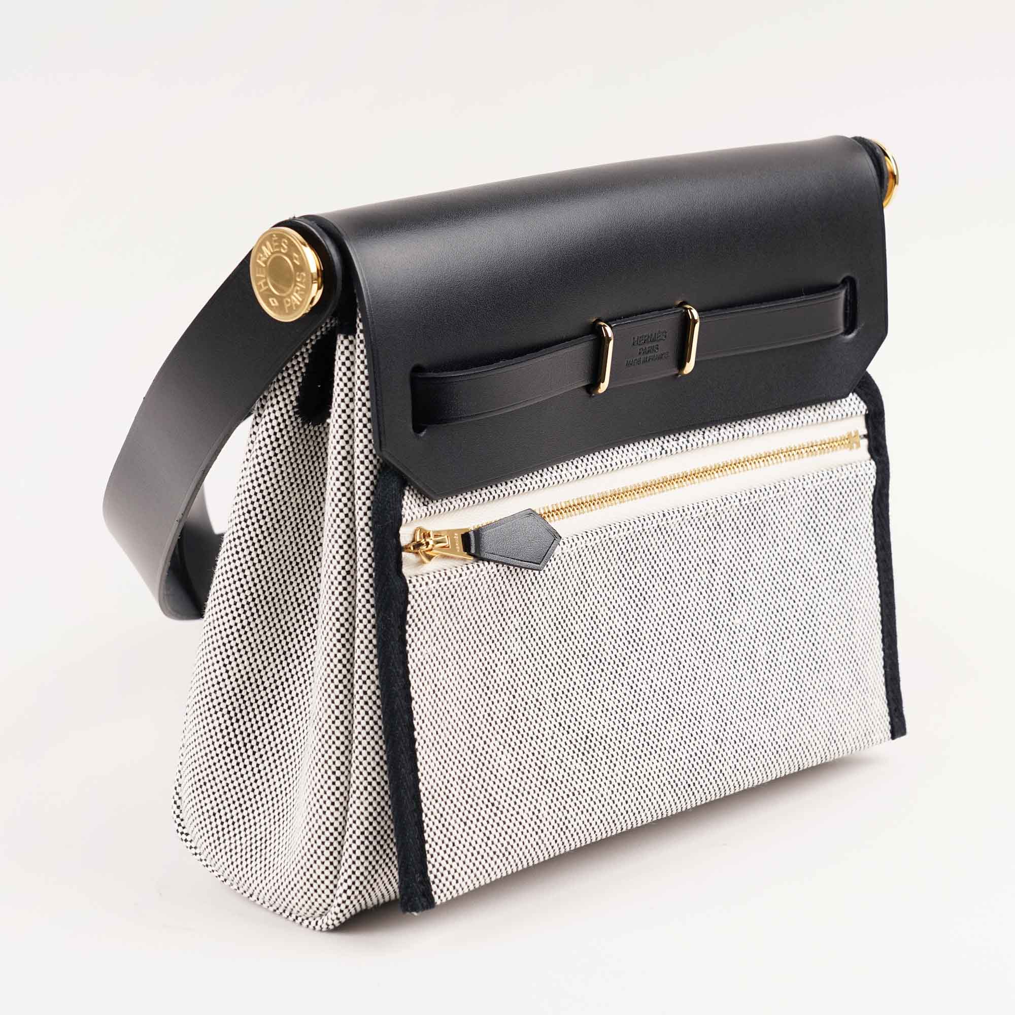 Mini Herbag Zip 20 Black - HERMÈS - Affordable Luxury image