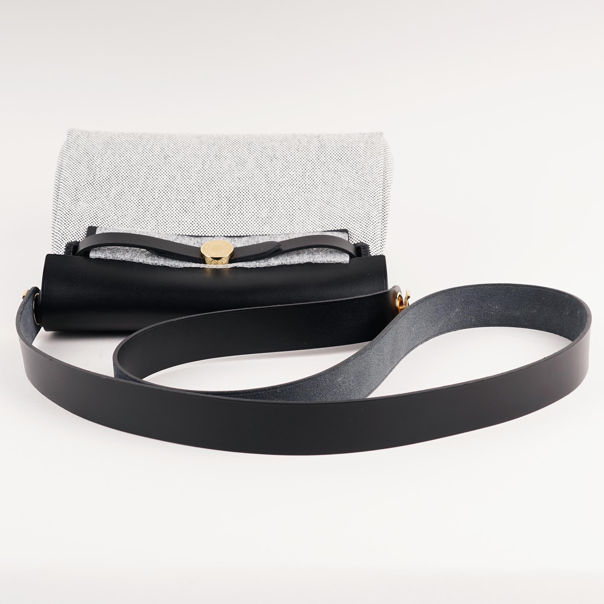 Mini Herbag Zip 20 Black - HERMÈS - Affordable Luxury image