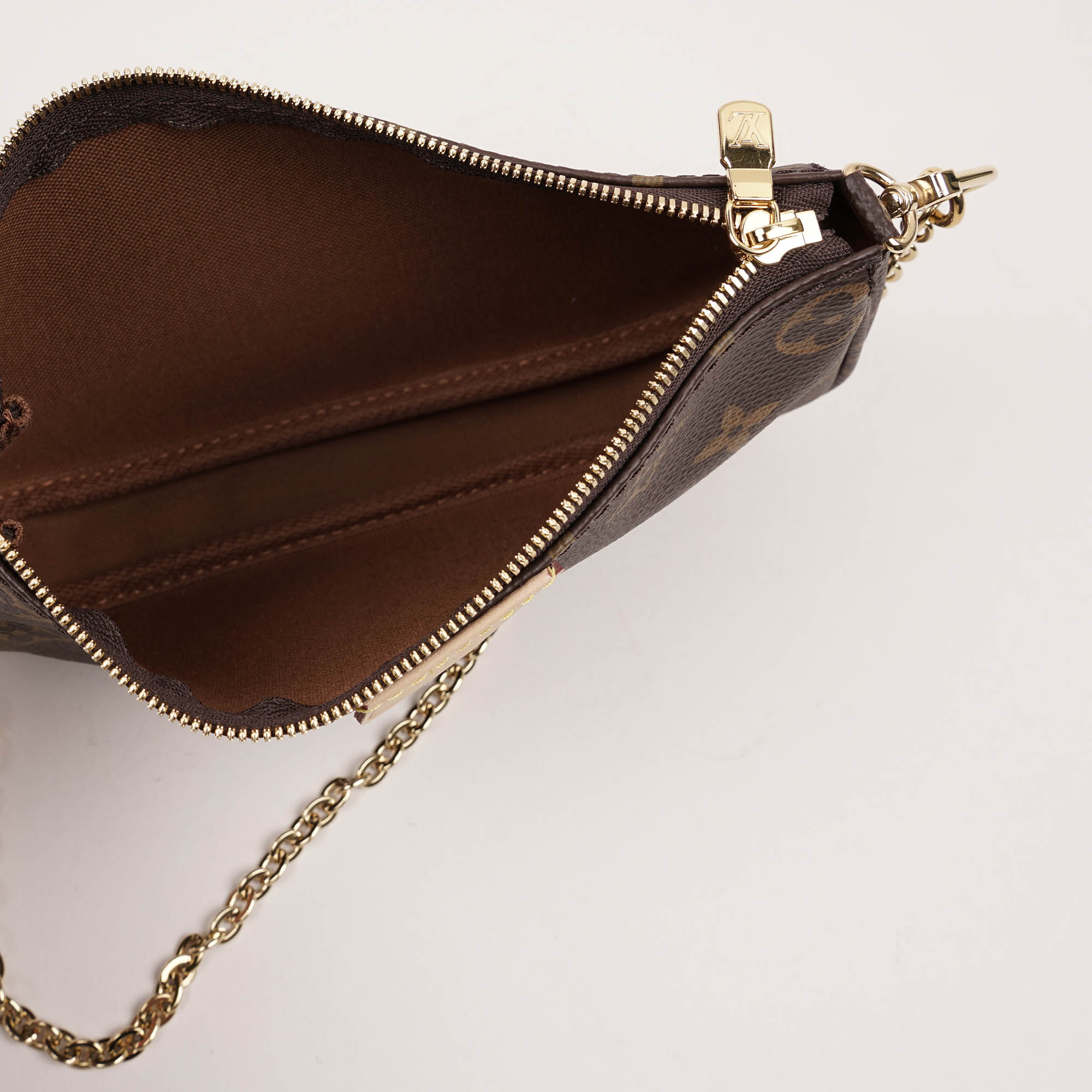 Multi - Pochette Accessoires Bag - LOUIS VUITTON - Affordable Luxury image