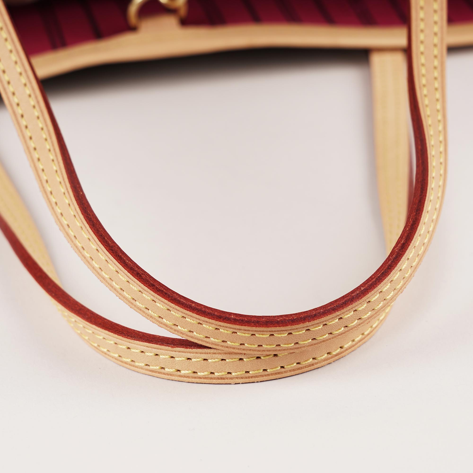 Neverfull PM Tote Bag - LOUIS VUITTON - Affordable Luxury image