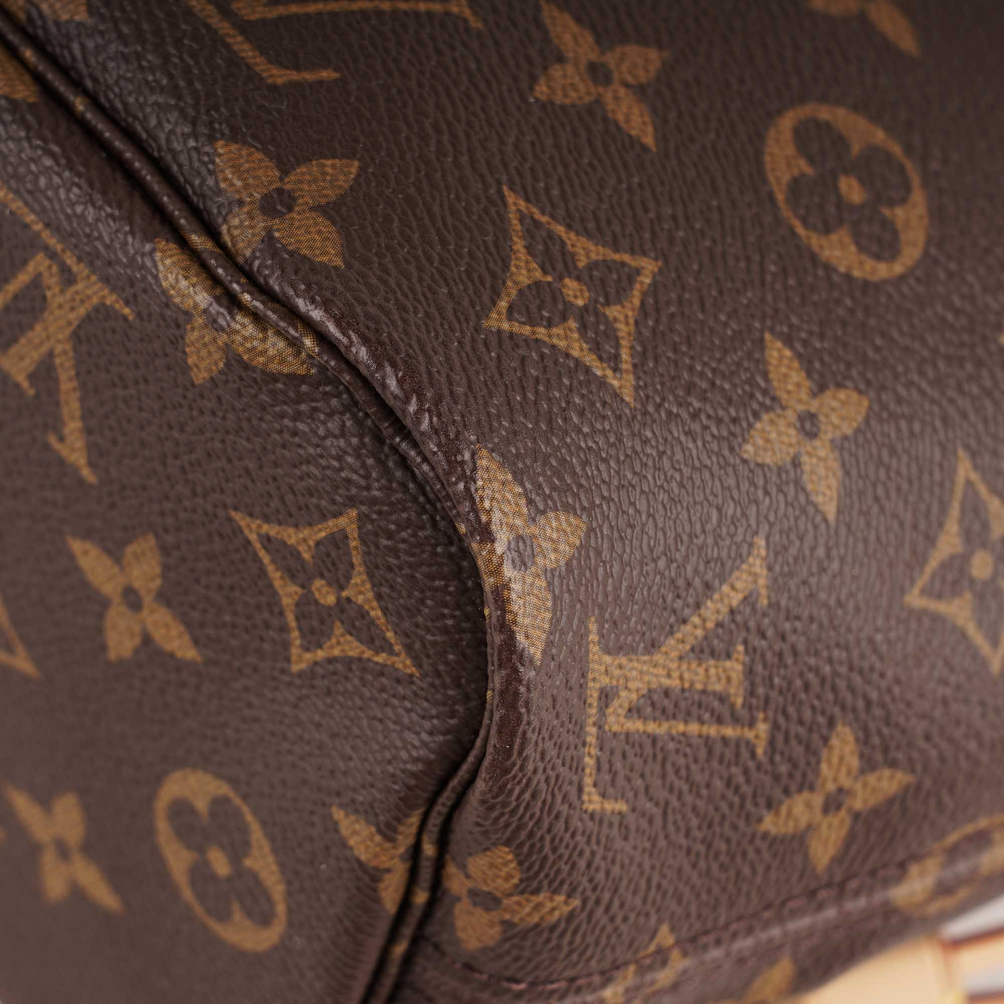 Neverfull PM Tote Bag - LOUIS VUITTON - Affordable Luxury image