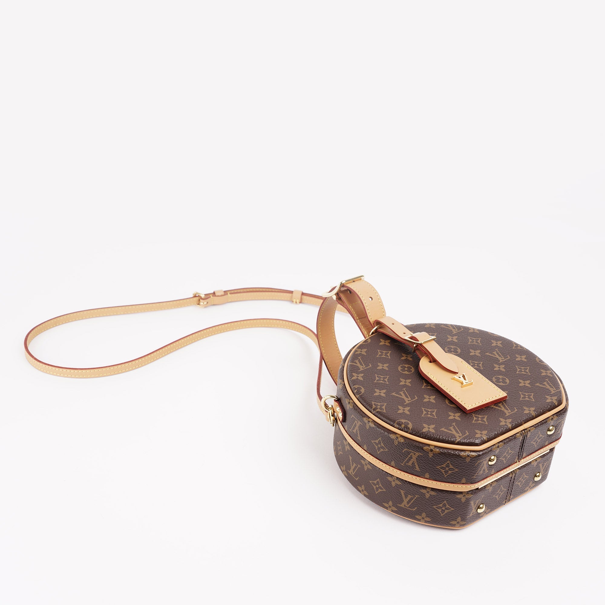 Petite Boite Chapeau Bag - LOUIS VUITTON - Affordable Luxury image