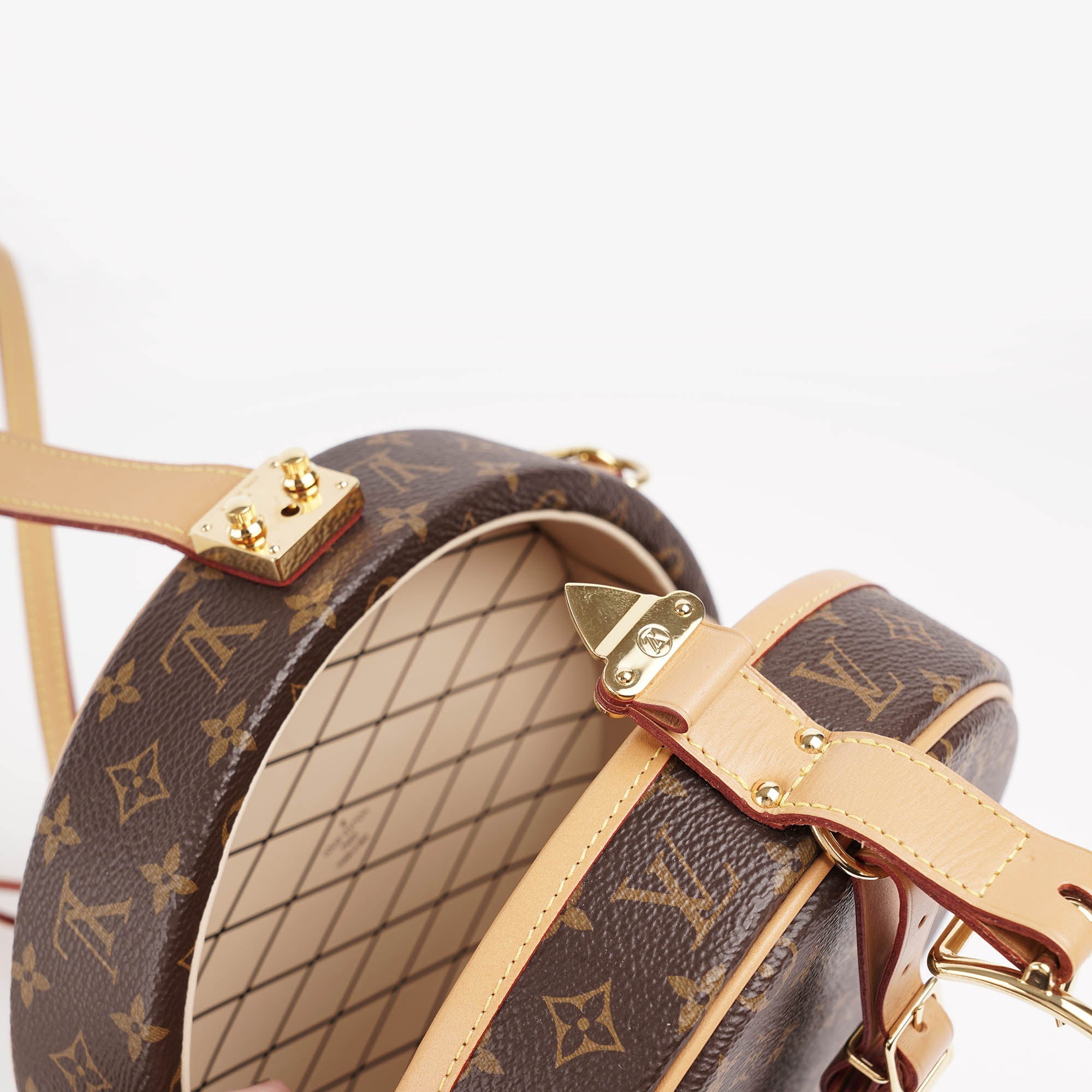 Petite Boite Chapeau Bag - LOUIS VUITTON - Affordable Luxury image