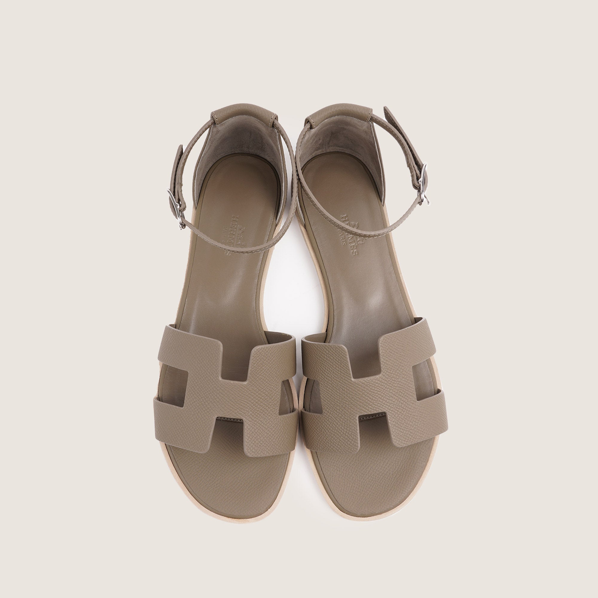Santorini Sandals 38.5 - HERMÈS - Affordable Luxury image