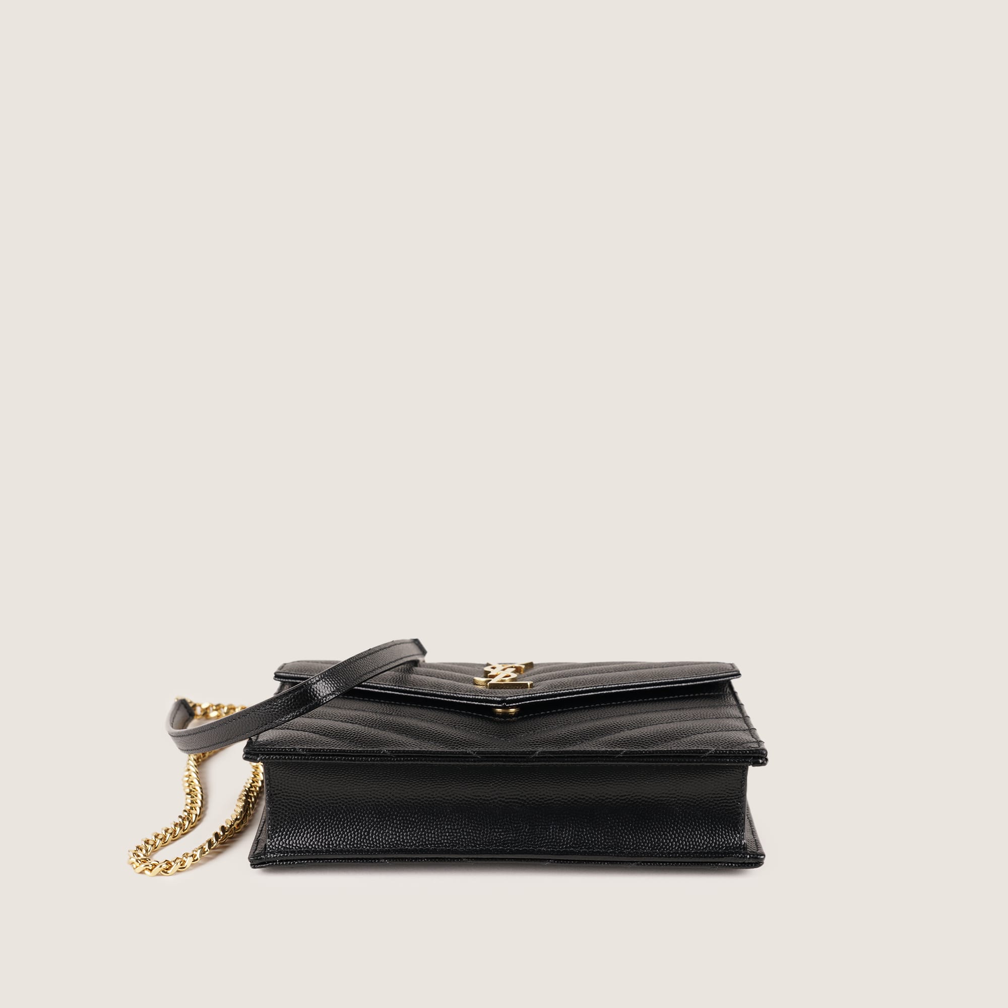 Small Cassandre Chain Wallet - SAINT LAURENT - Affordable Luxury image