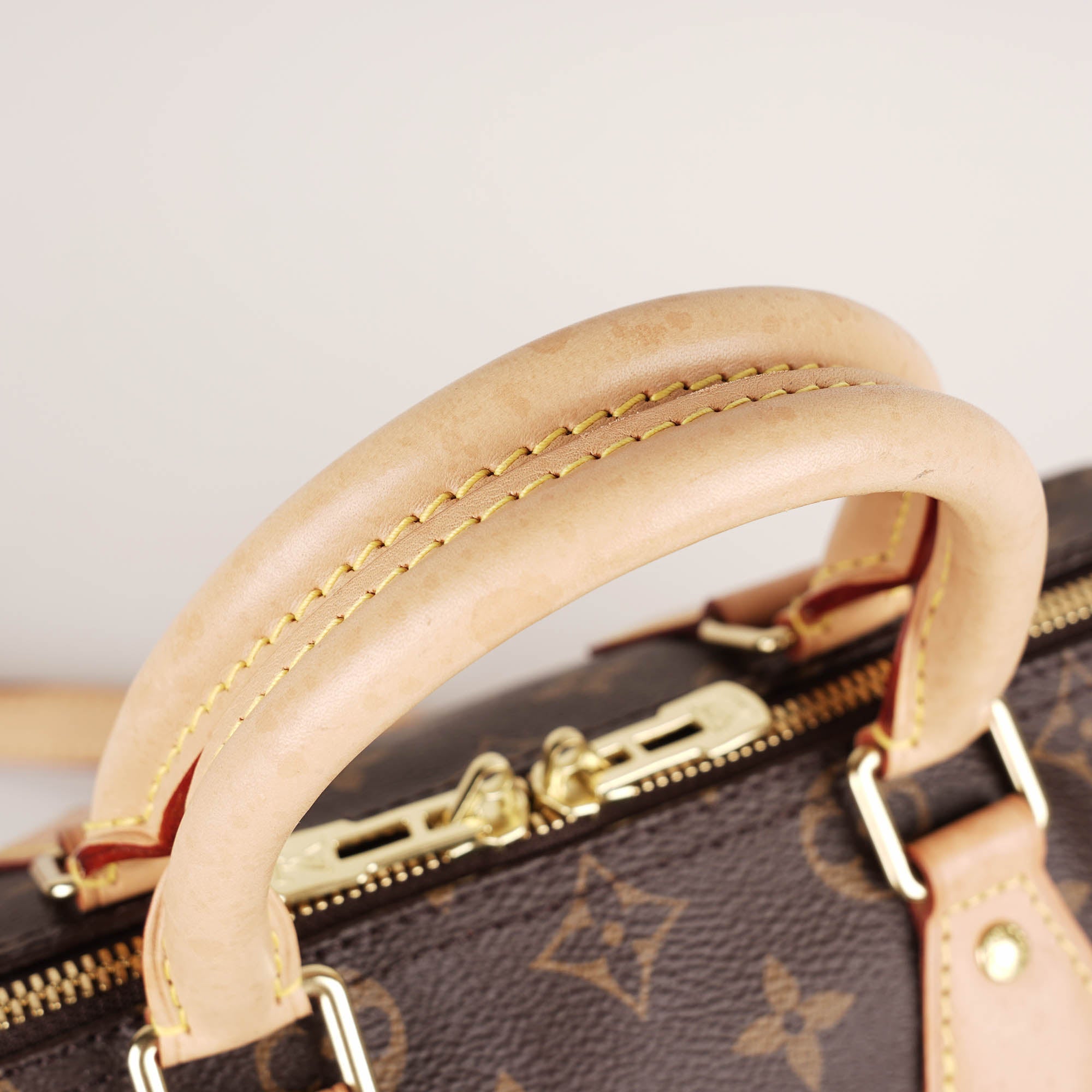 Speedy Bandouliére 25 - LOUIS VUITTON - Affordable Luxury image