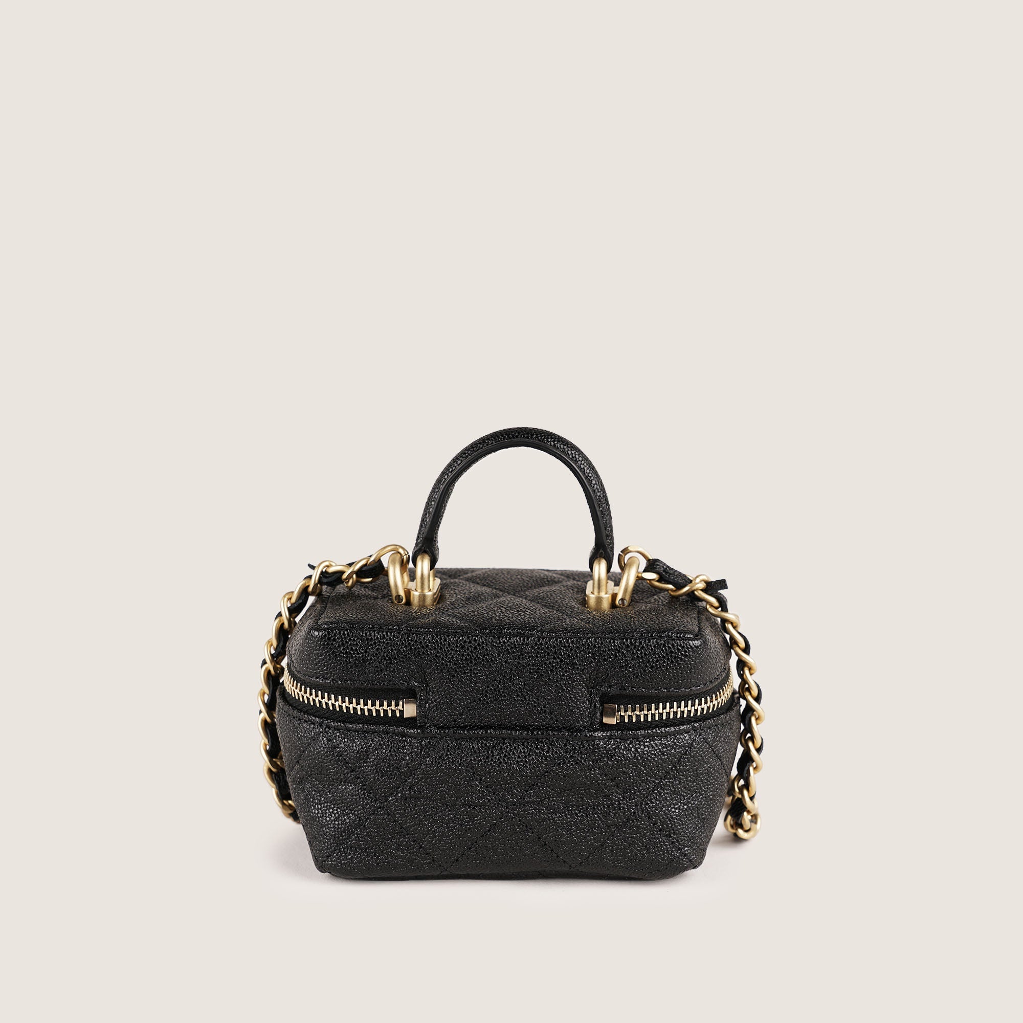 Super Mini Vanity on Chain - CHANEL - Affordable Luxury