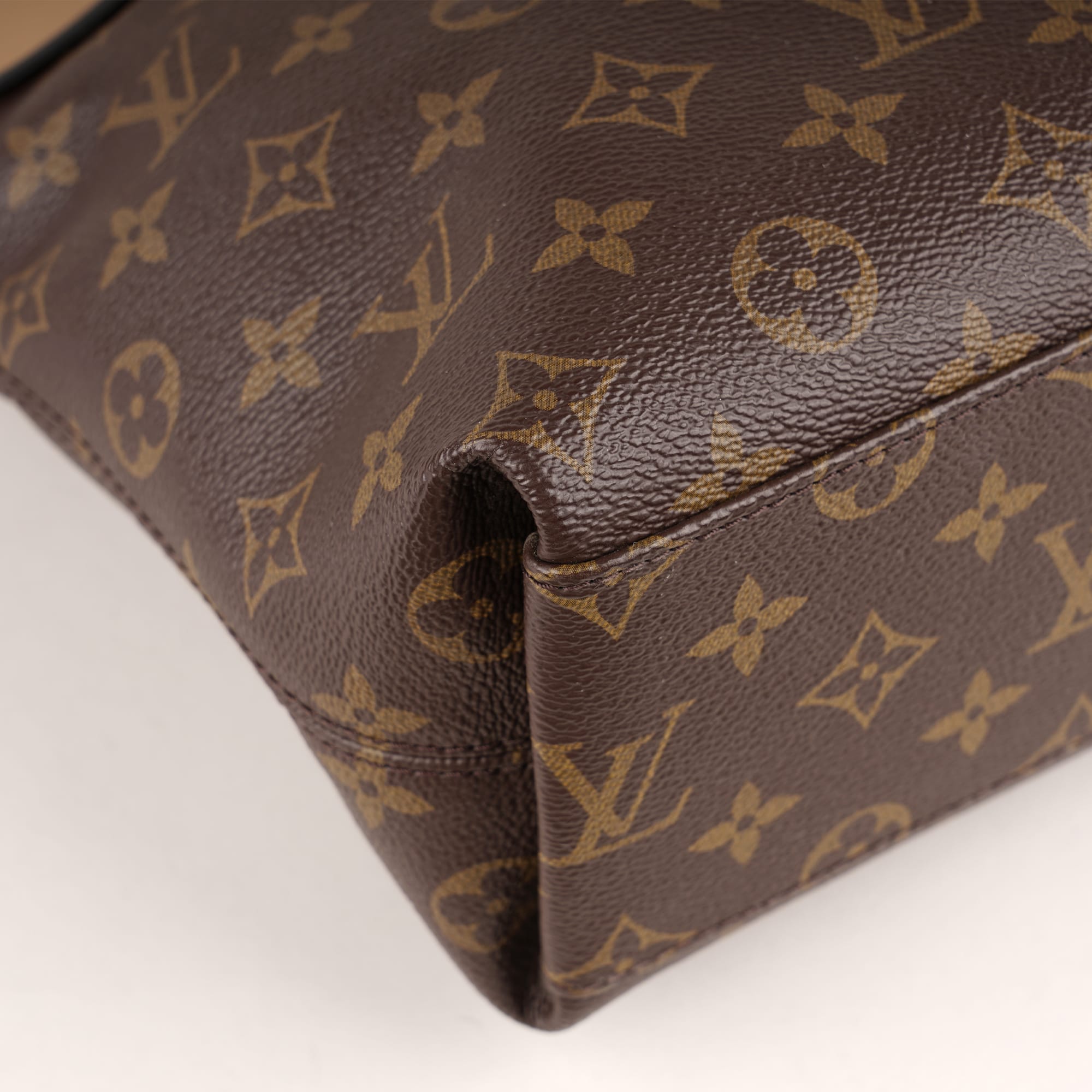 Tuileries Hobo Bag - LOUIS VUITTON - Affordable Luxury image