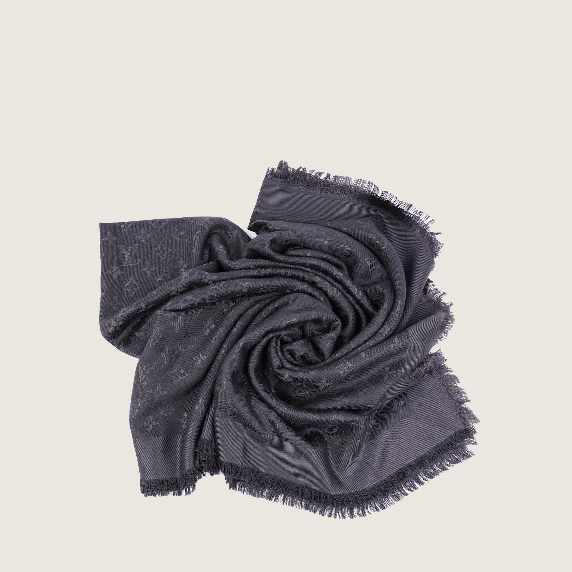 Monogram Classic Shawl Charcoal - LOUIS VUITTON - Affordable Luxury image