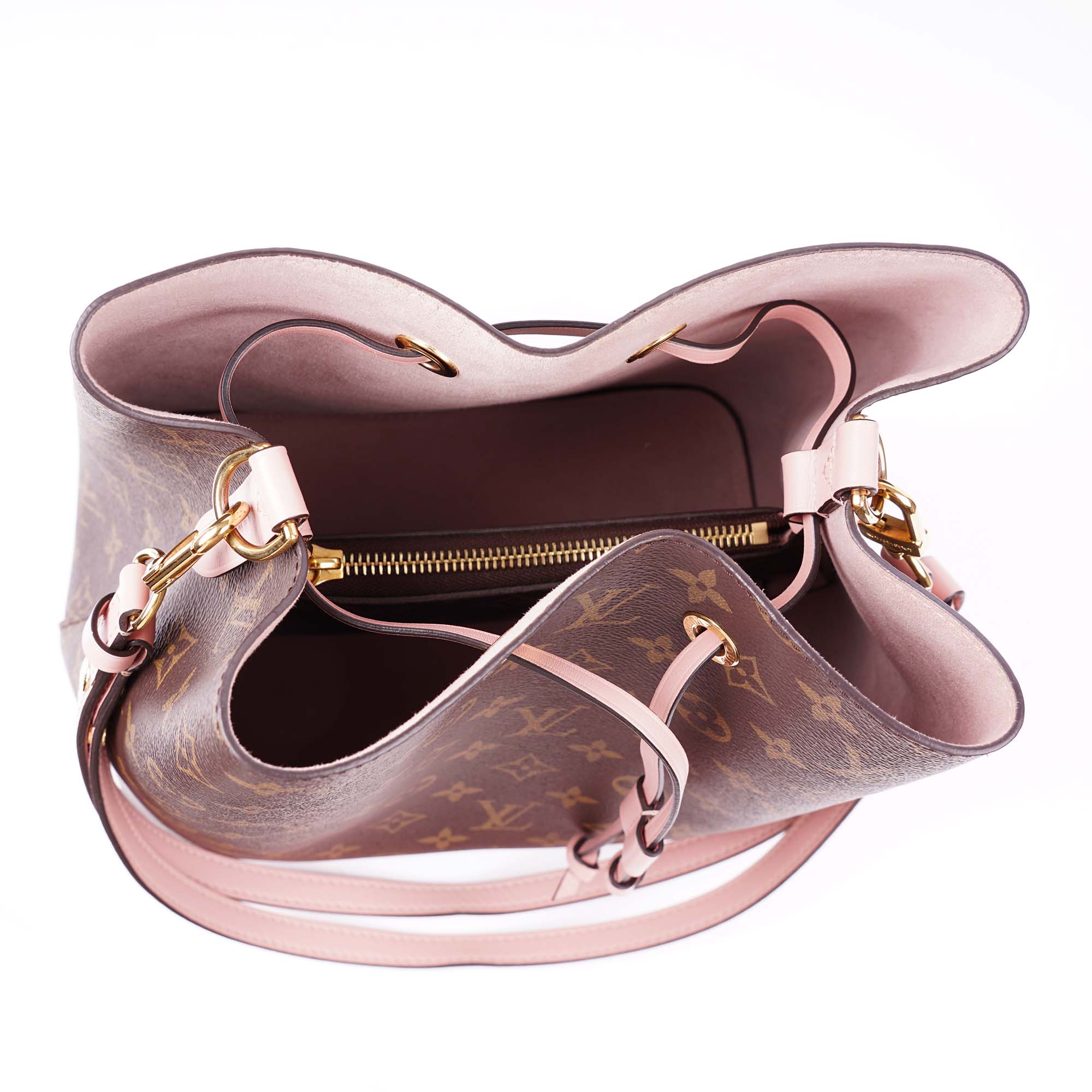 NéoNoé Shoulder Bag - LOUIS VUITTON - Affordable Luxury image