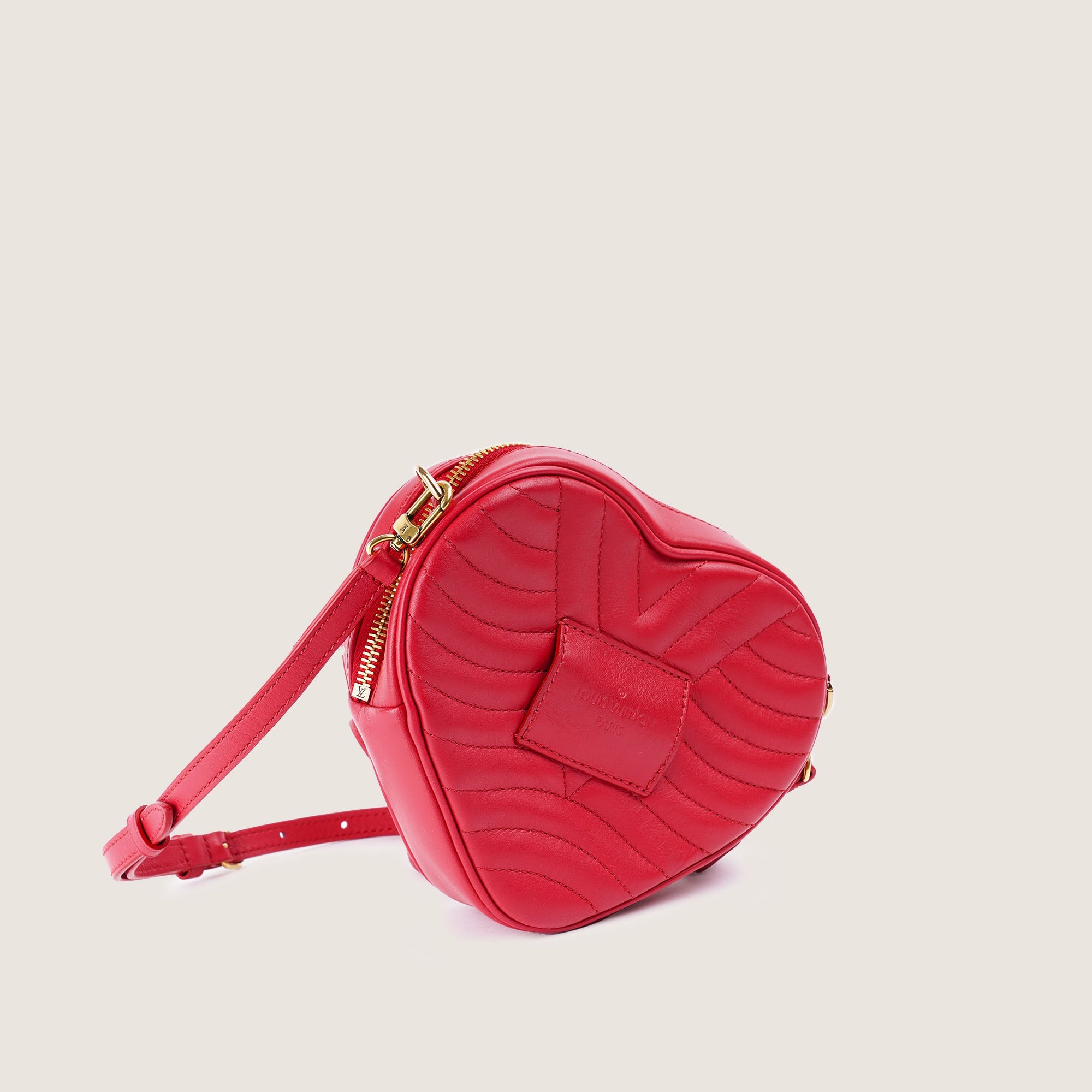 New Wave Heart Bag - LOUIS VUITTON - Affordable Luxury image