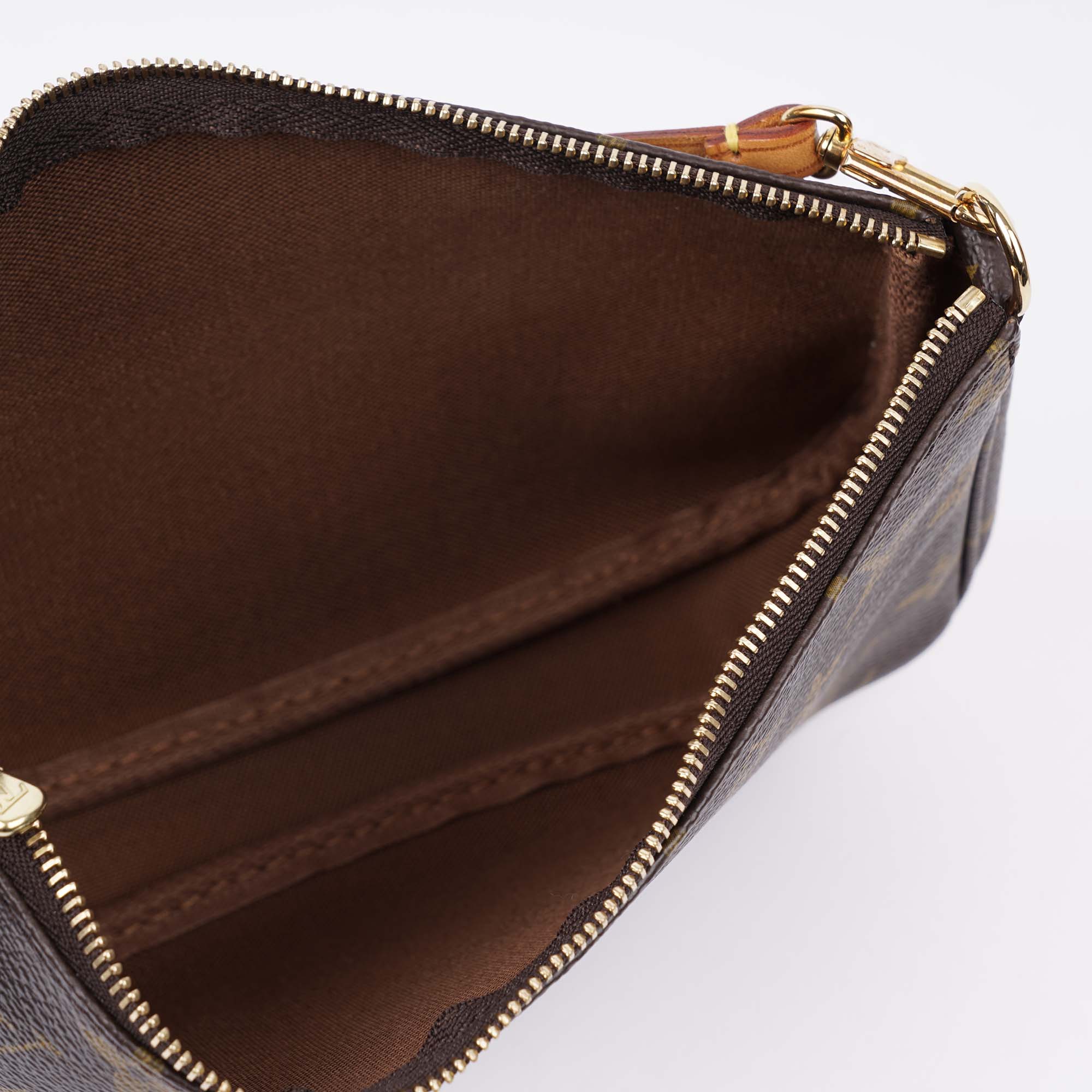 Pochette Accessoires NM - LOUIS VUITTON - Affordable Luxury image