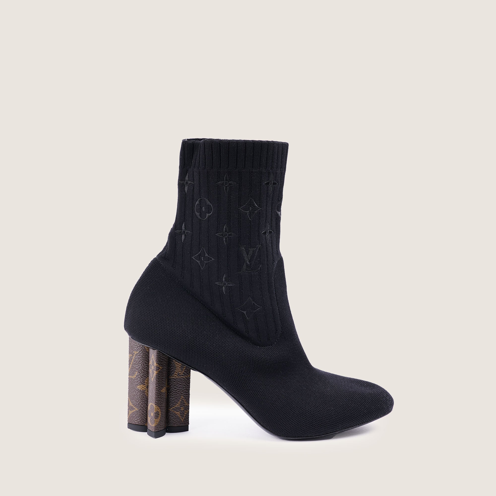 Silhouette Ankle Boots 40 - LOUIS VUITTON - Affordable Luxury image