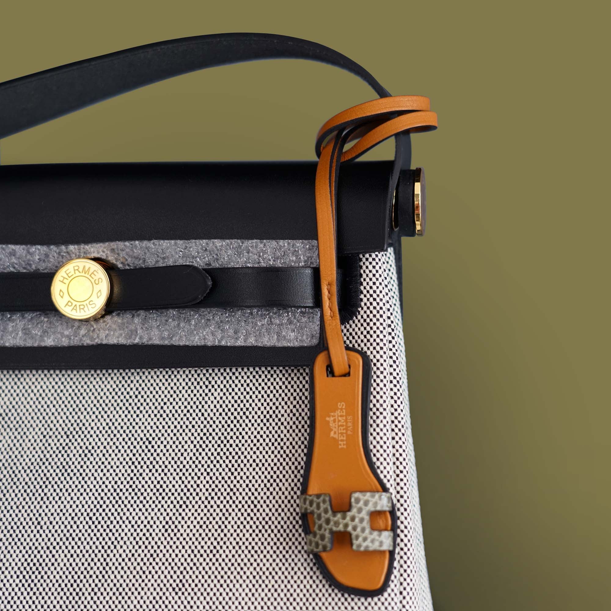 The Rise of Affordable Luxury: How Smart Consumers Are Redefining Premium Living card image