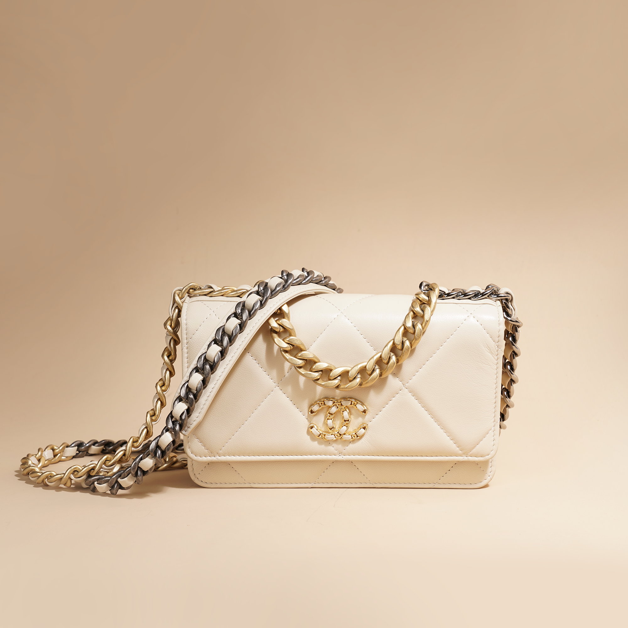 Summer bags header image