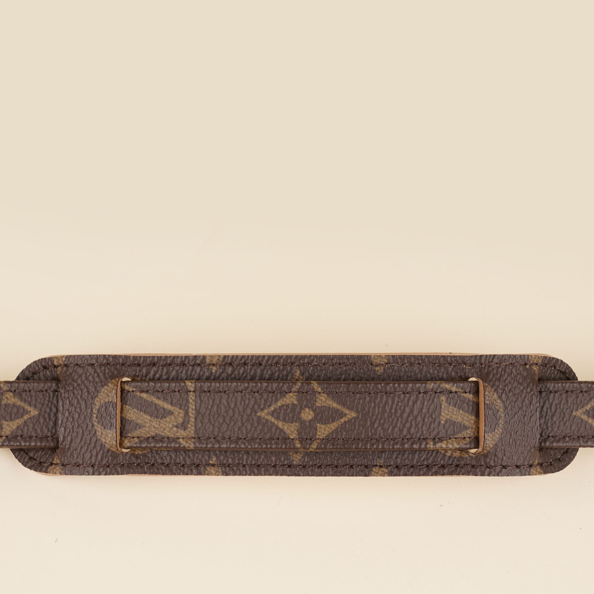 16 mm Adjustable Shoulder Strap - LOUIS VUITTON - Affordable Luxury image