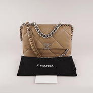 19 Medium/Large Flap - CHANEL - Affordable Luxury thumbnail image