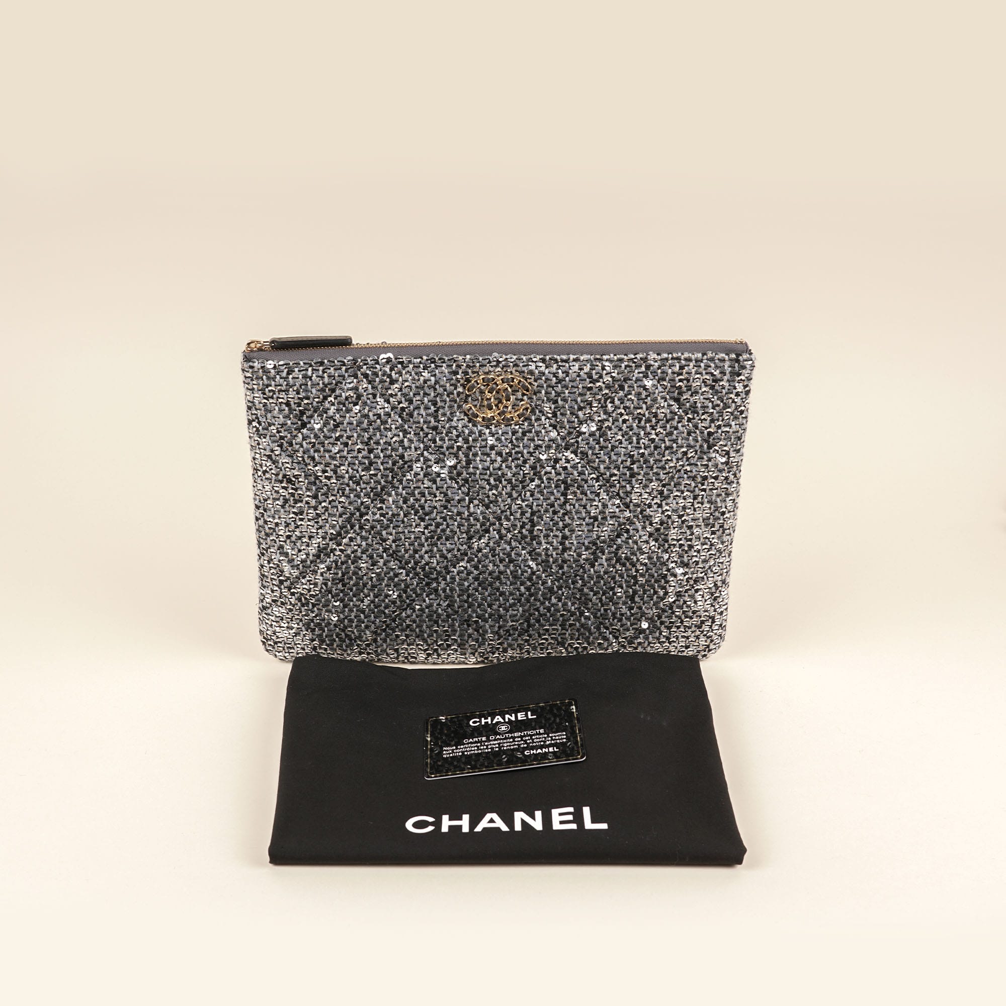 19 Sequin Pouch - CHANEL - Affordable Luxury image