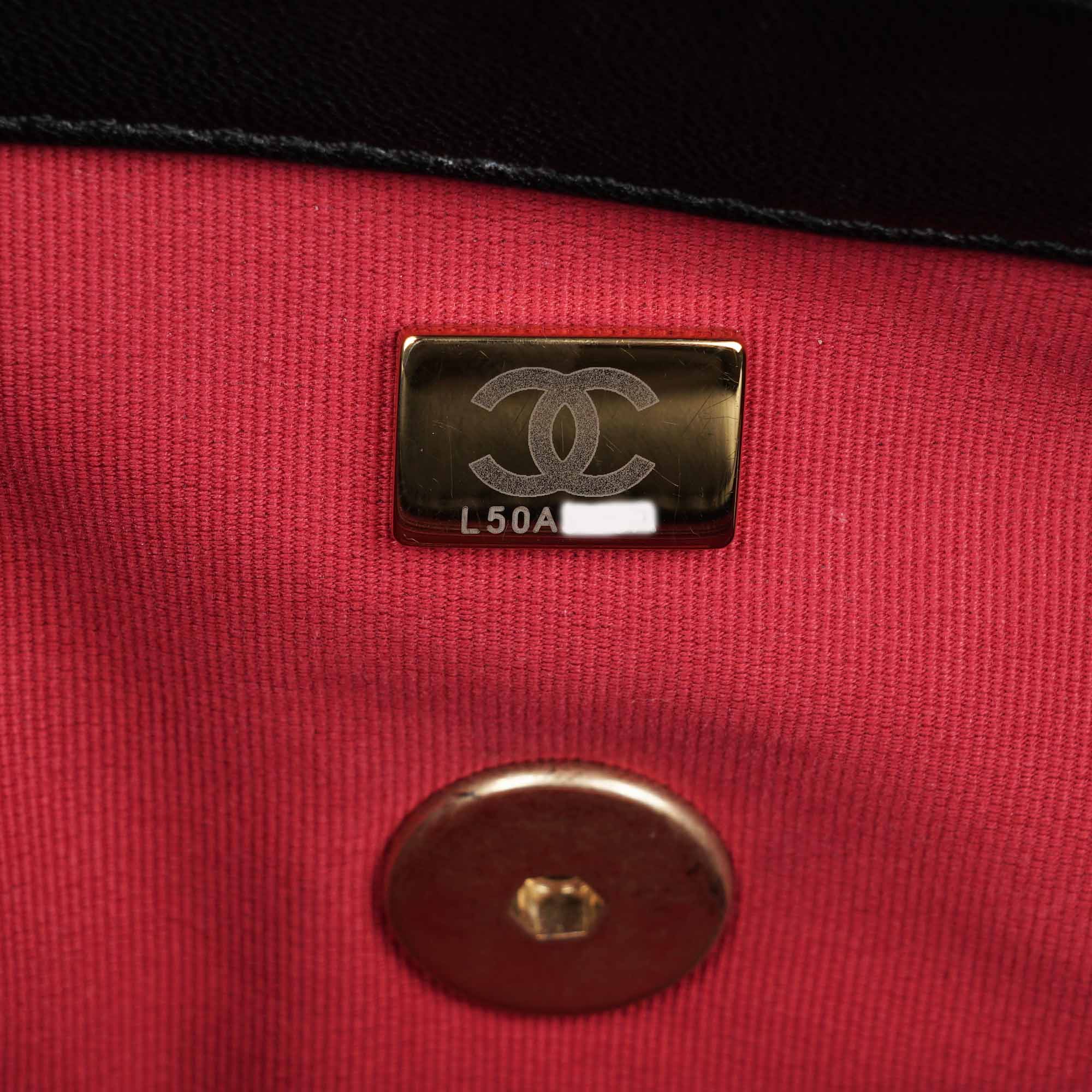 19 Small Flap Bag - CHANEL - Affordable Luxury image
