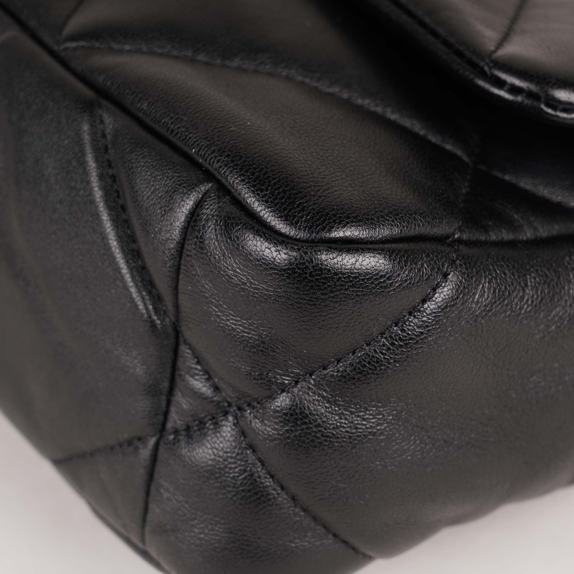 19 Small Flap Bag - CHANEL - Affordable Luxury image