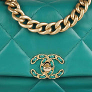 19 Small Flap Bag Green - CHANEL - Affordable Luxury thumbnail image