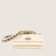 19 Wallet On Chain - CHANEL - Affordable Luxury thumbnail image