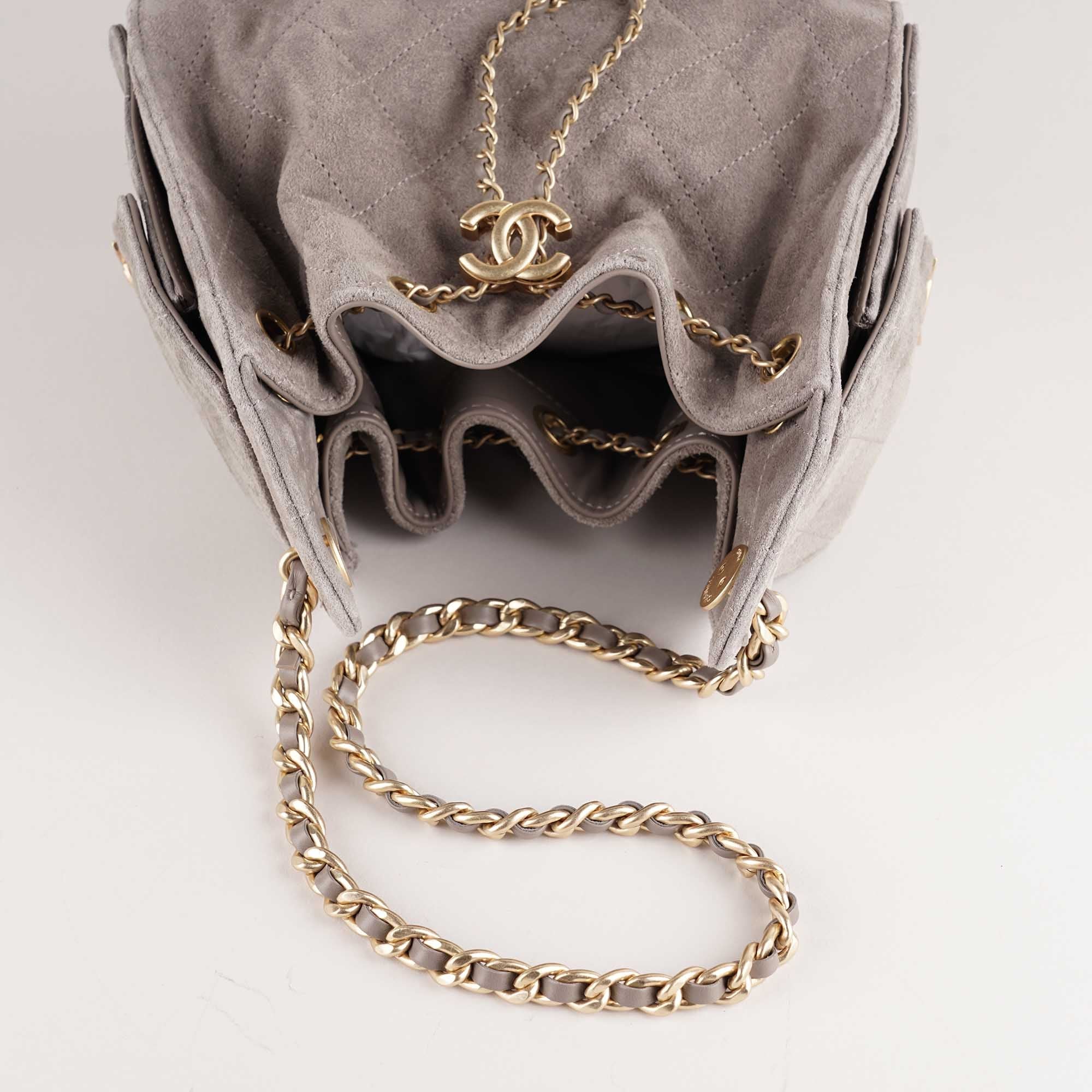 25 Mini Handbag - CHANEL - Affordable Luxury image