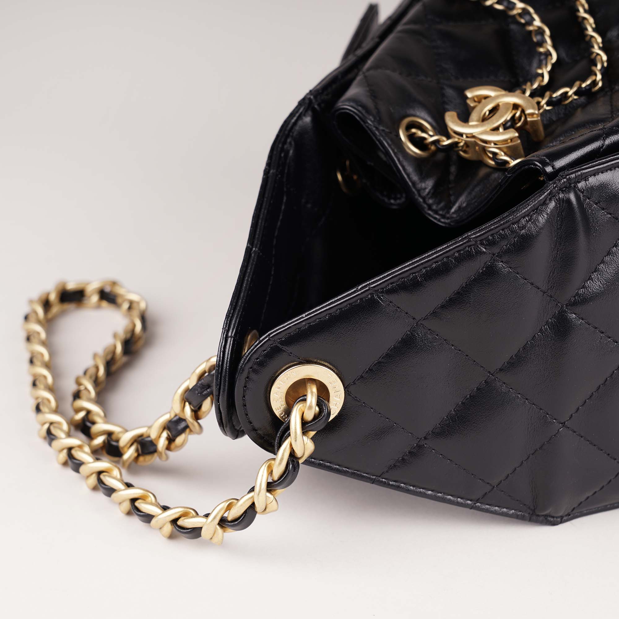 25 Small Handbag - CHANEL - Affordable Luxury image